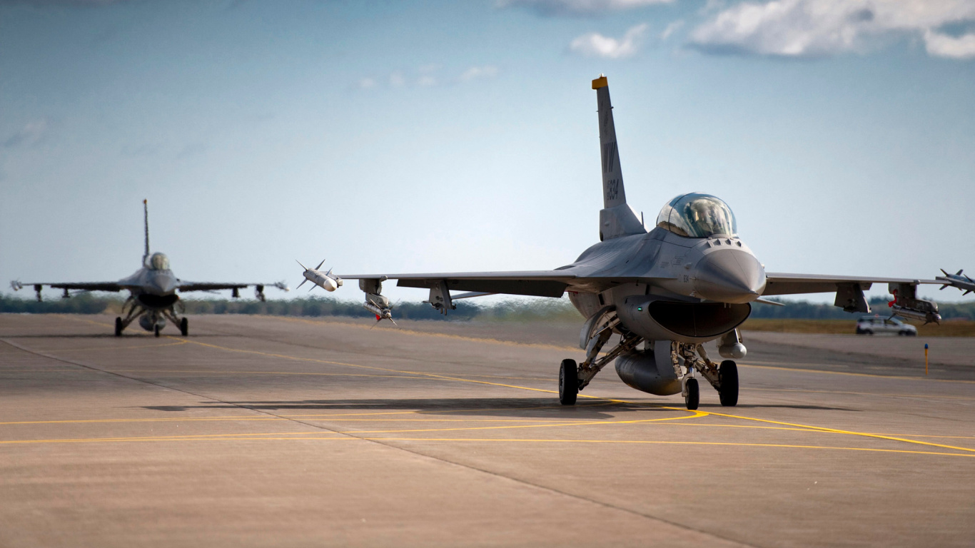 Обои самолеты, военный самолет, самолет, воздушные силы, авиация в разрешении 1366x768