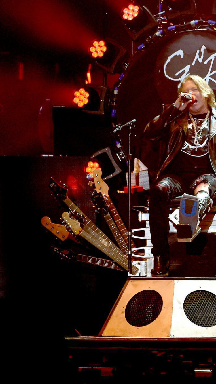 Обои Guns N Roses, Not in This Lifetime Tour, Appetite for Destruction, Представление, развлечение в разрешении 750x1334