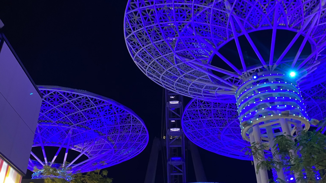 Обои Сингапур, ориентир, мажорель синий, достопримечательность, электричество в разрешении 1366x768