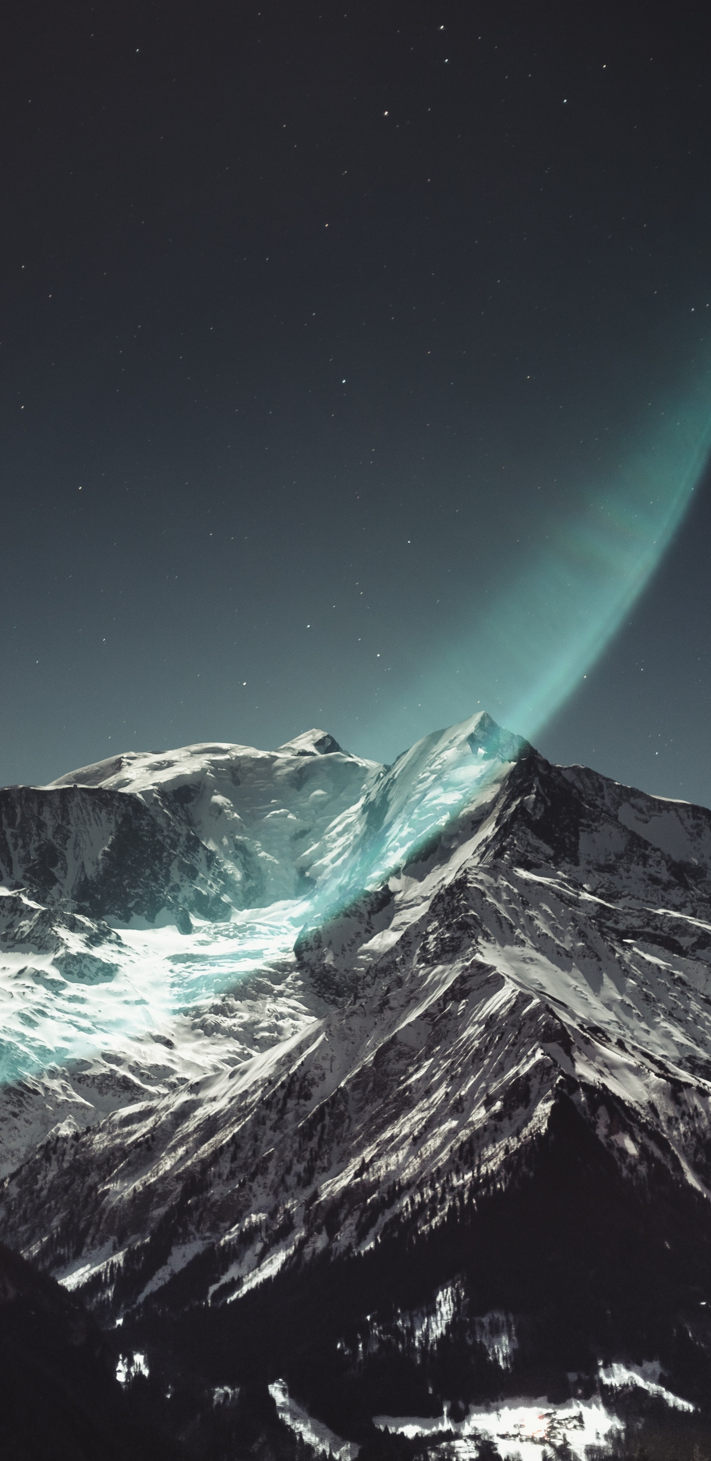 Обои горный рельеф, гора, атмосфера, горный хребет, космическое пространство в разрешении 1440x2960