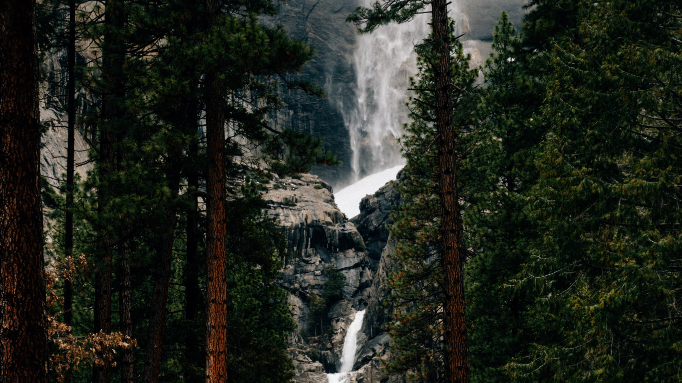 Обои водопад, водоем, природа, природный ландшафт, вода в разрешении 1366x768