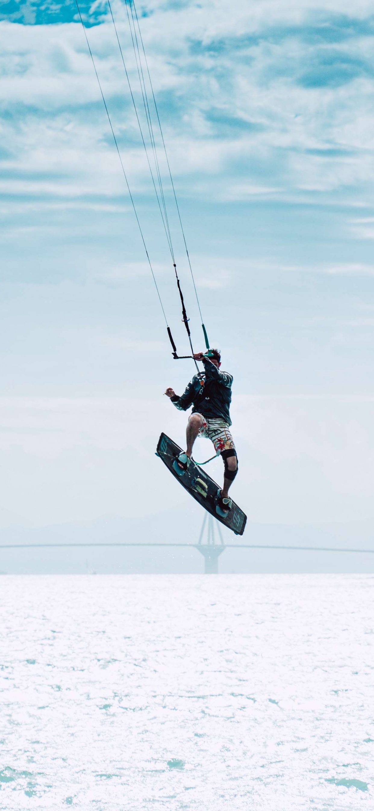 Обои занятие спортом, Кайтсерфинг, windsports, boardsport, поверхностные водные виды спорта в разрешении 1242x2688