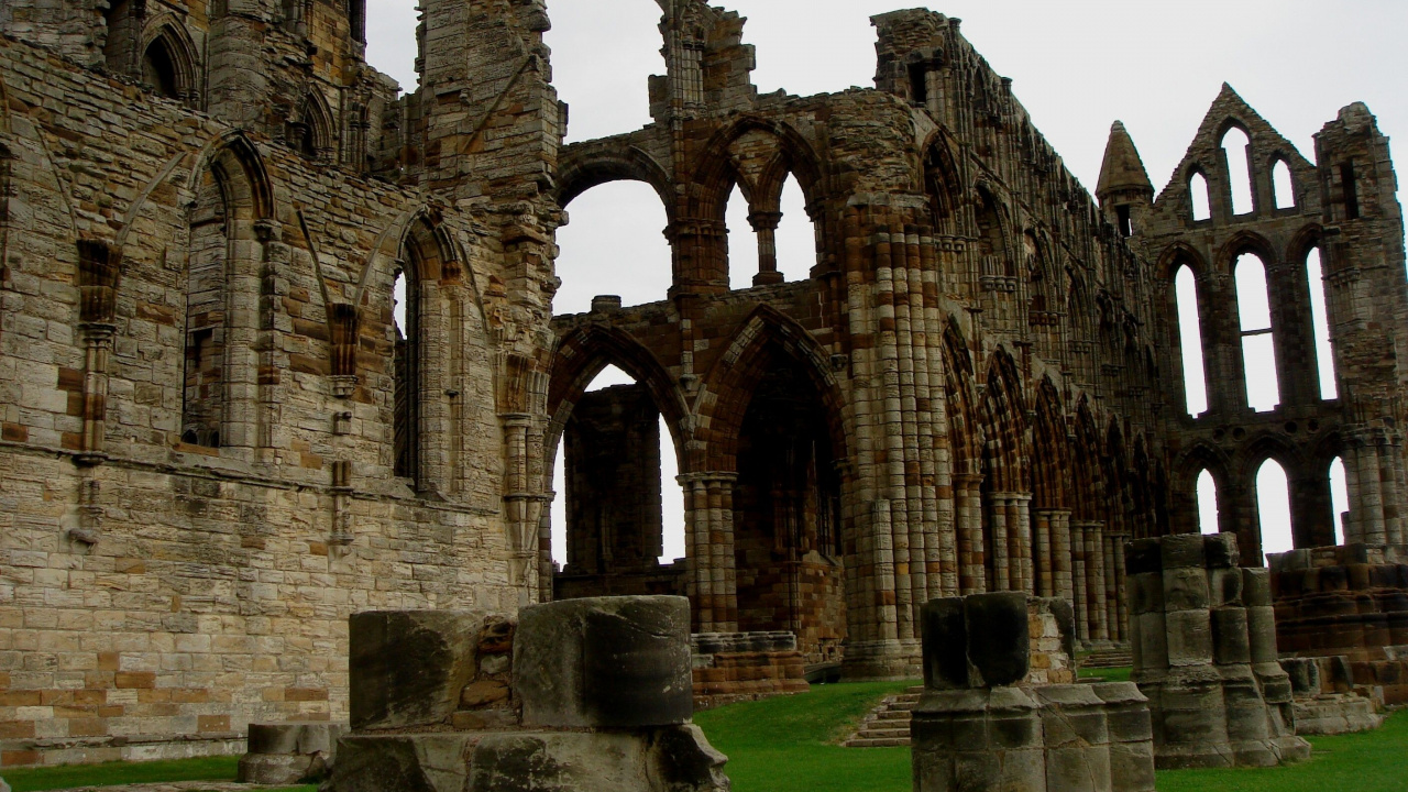 Обои аббатство Уитби, средневековая архитектура, развалины, аббатство, древняя история в разрешении 1280x720