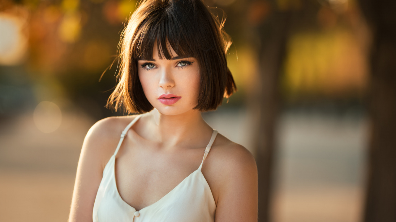 Обои прическа, модель, красота, волосы, лицо в разрешении 1280x720