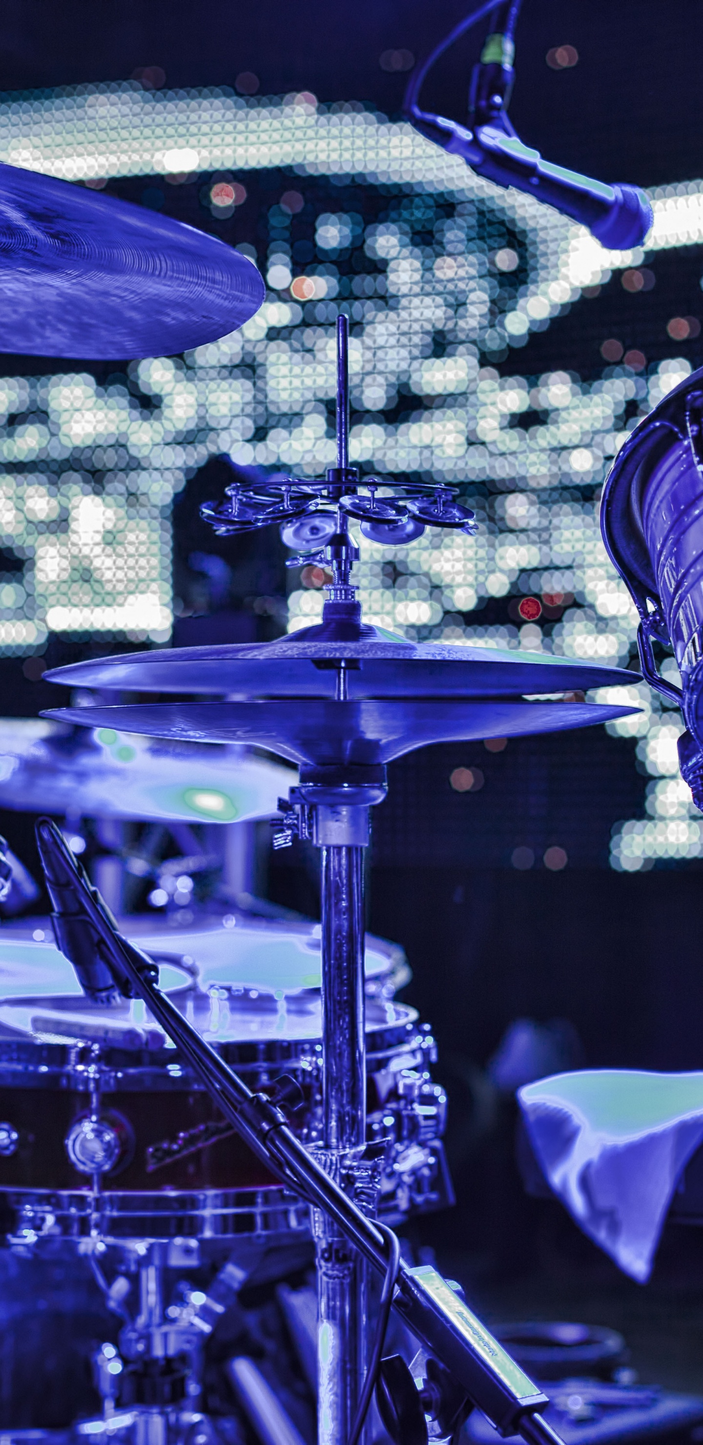 Обои барабан, перкуссия, саксофон, барабанщик, ударная установка в разрешении 1440x2960