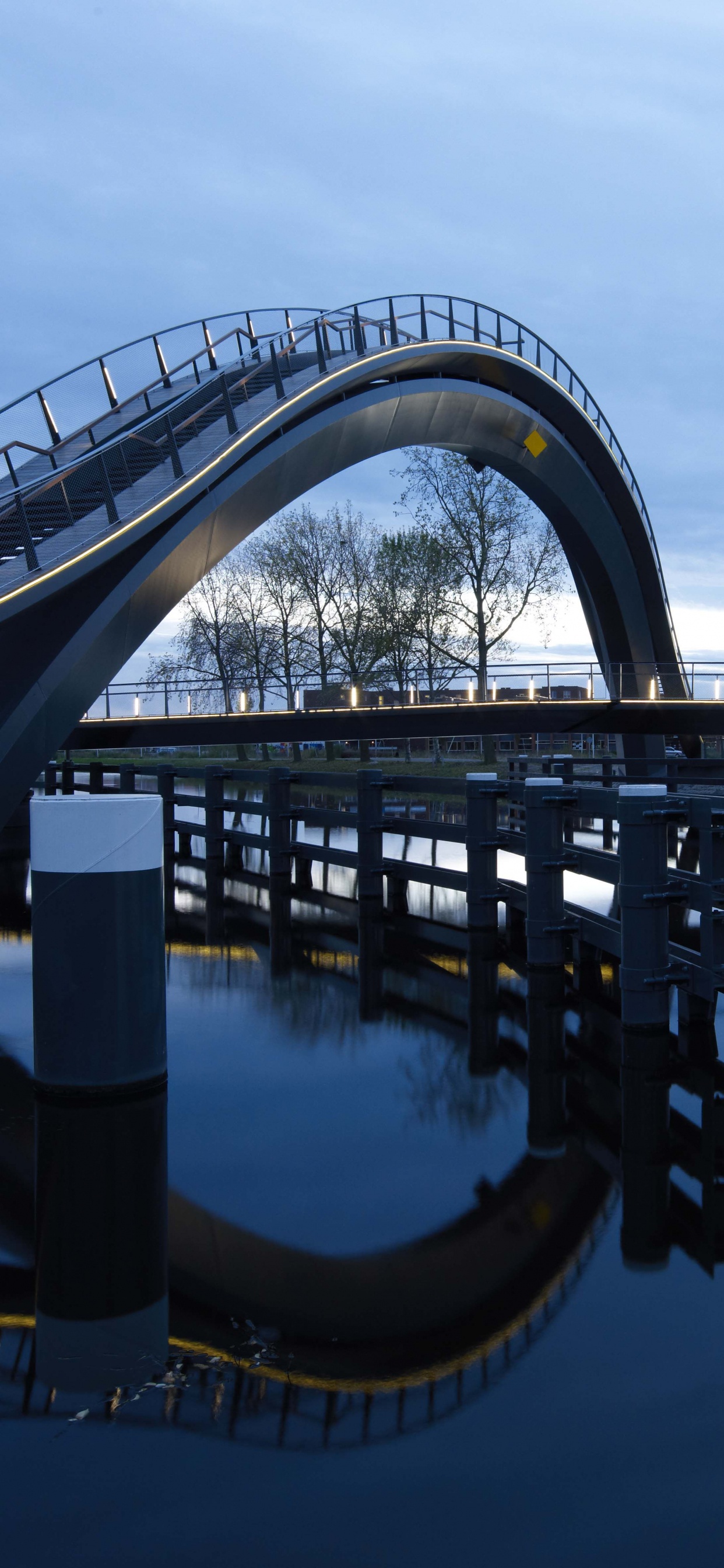 Обои мост, арочный мостик, воздушная линия, связана арочный мост, разводной мост в разрешении 1242x2688