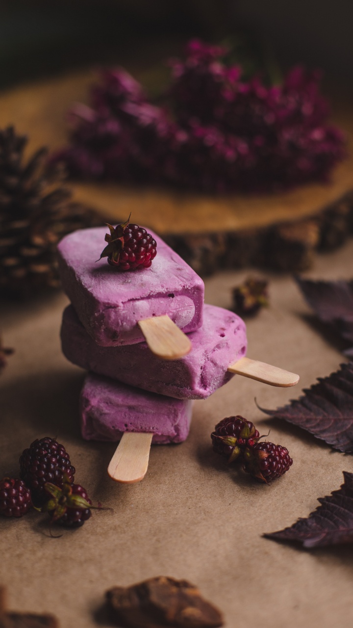 Обои пурпур, пища, сладость, Фиолетовый, птифур в разрешении 720x1280