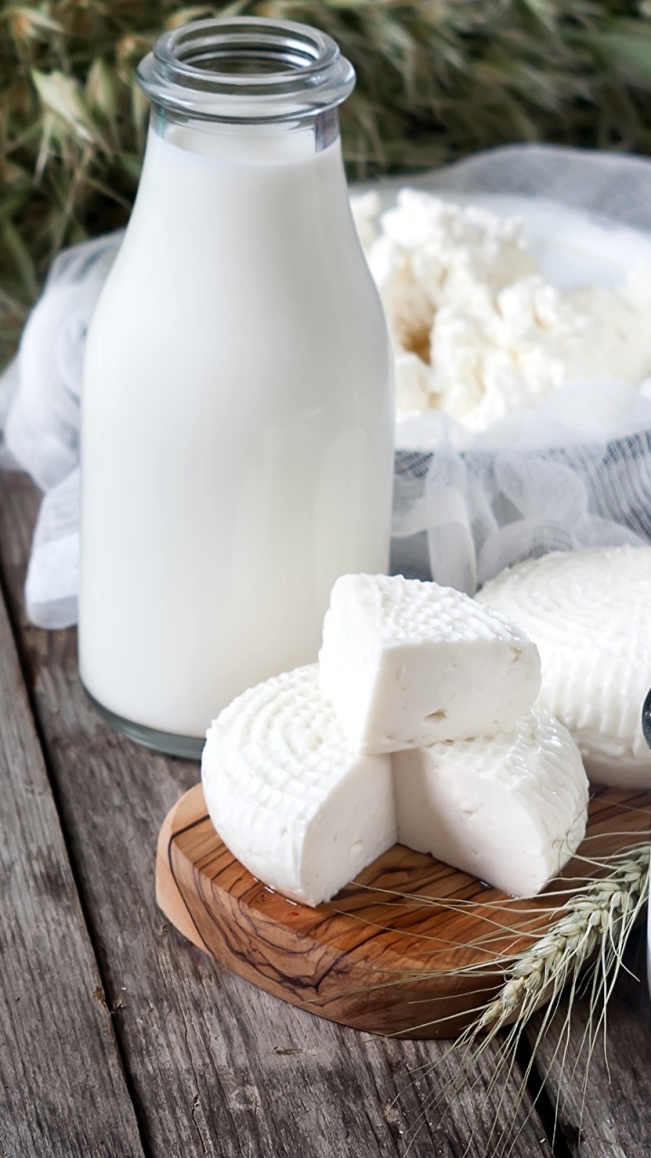 Обои молоко, бутылка, пища, лечение зубов, здоровье в разрешении 720x1280