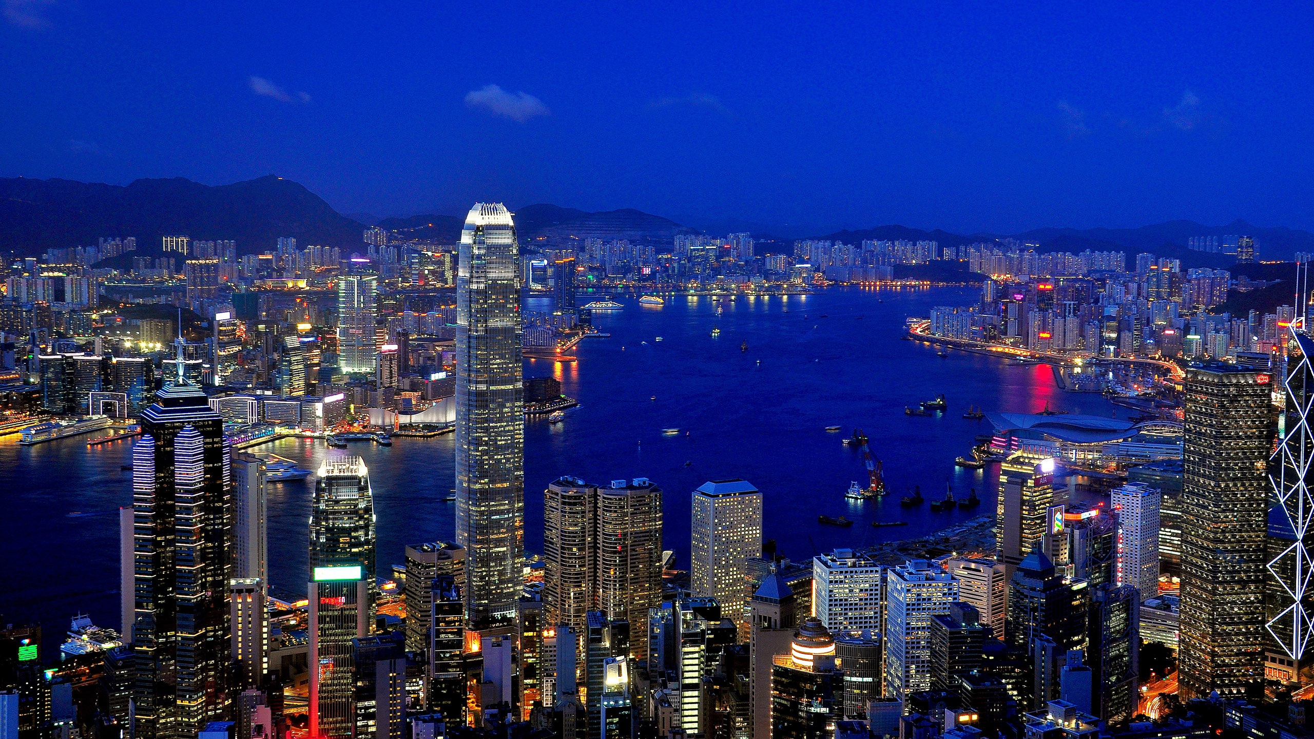 Обои пик Виктория, Гавань Виктория, городской пейзаж, город, метрополия в разрешении 2560x1440