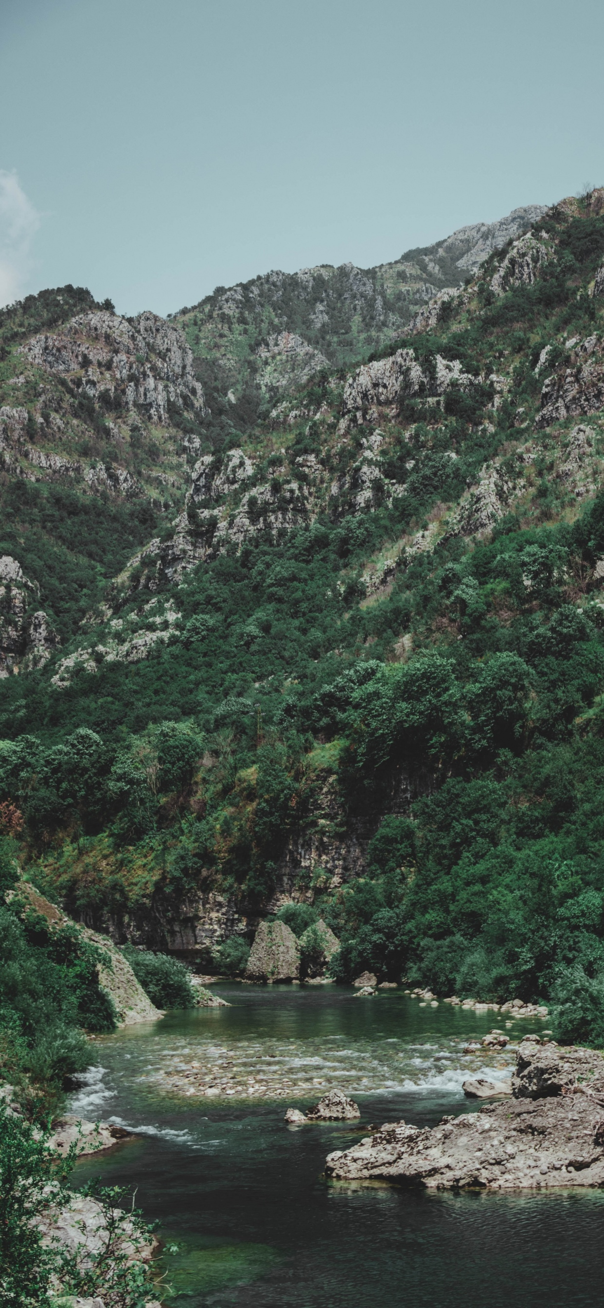 Обои вода, природа, дикая местность, природный заповедник, горный рельеф в разрешении 1242x2688