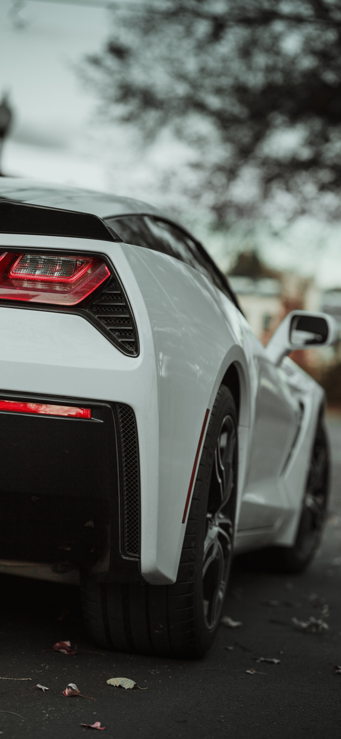 Обои спорткар, кузов купе, белые, колесо, суперкар в разрешении 1125x2436