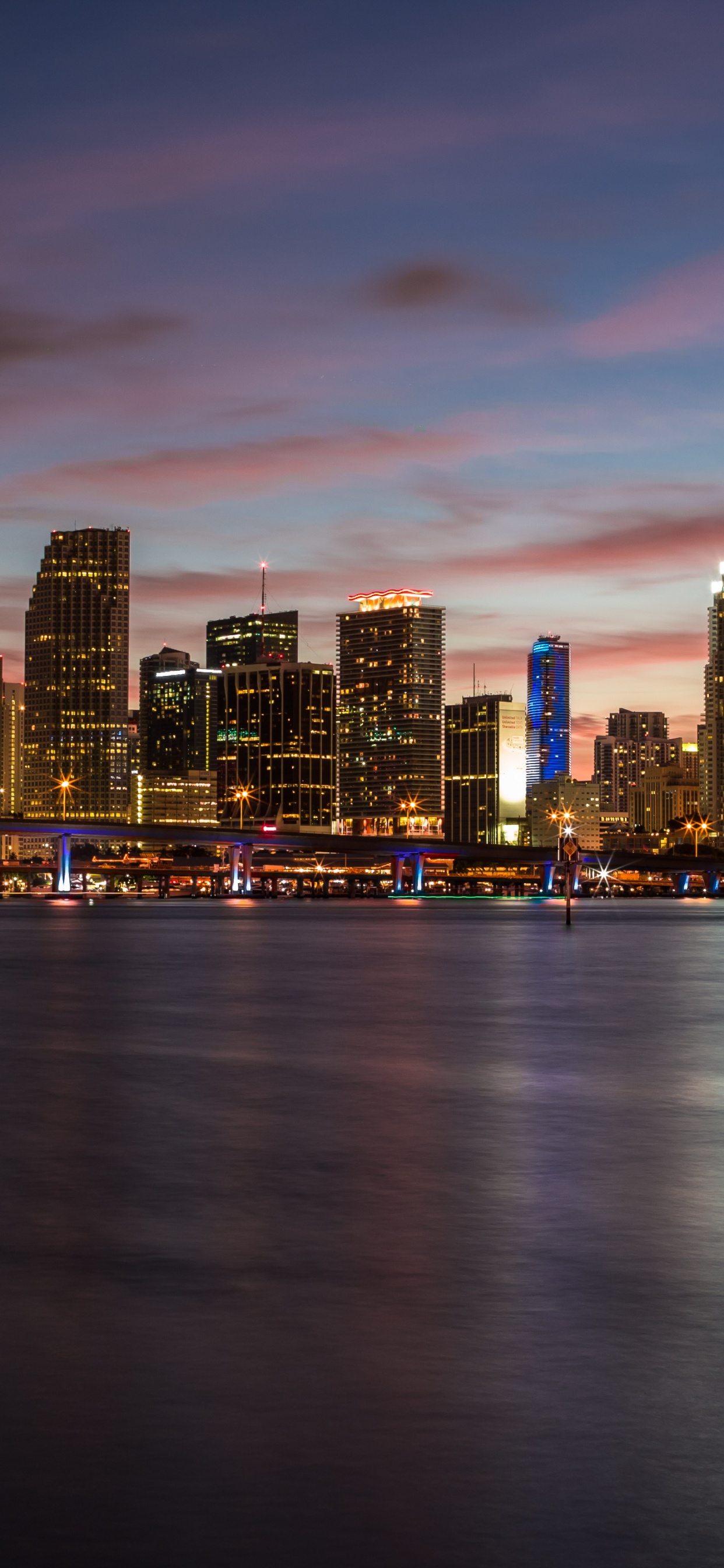 Обои Майами, городской пейзаж, город, линия горизонта, городской район в разрешении 1242x2688