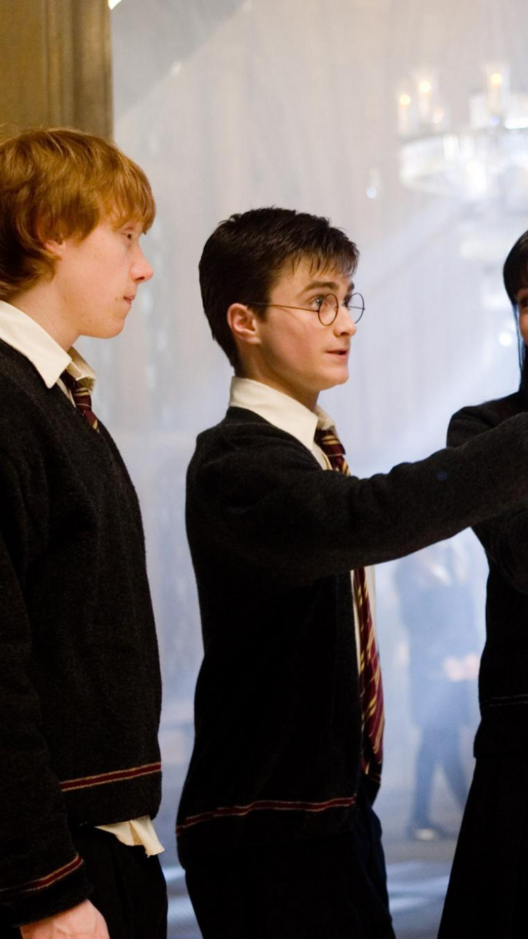 Обои Кэти Люн, Гарри Поттер, Дж К Роулинг, костюм, чо армия Чан Дамблдором в разрешении 750x1334