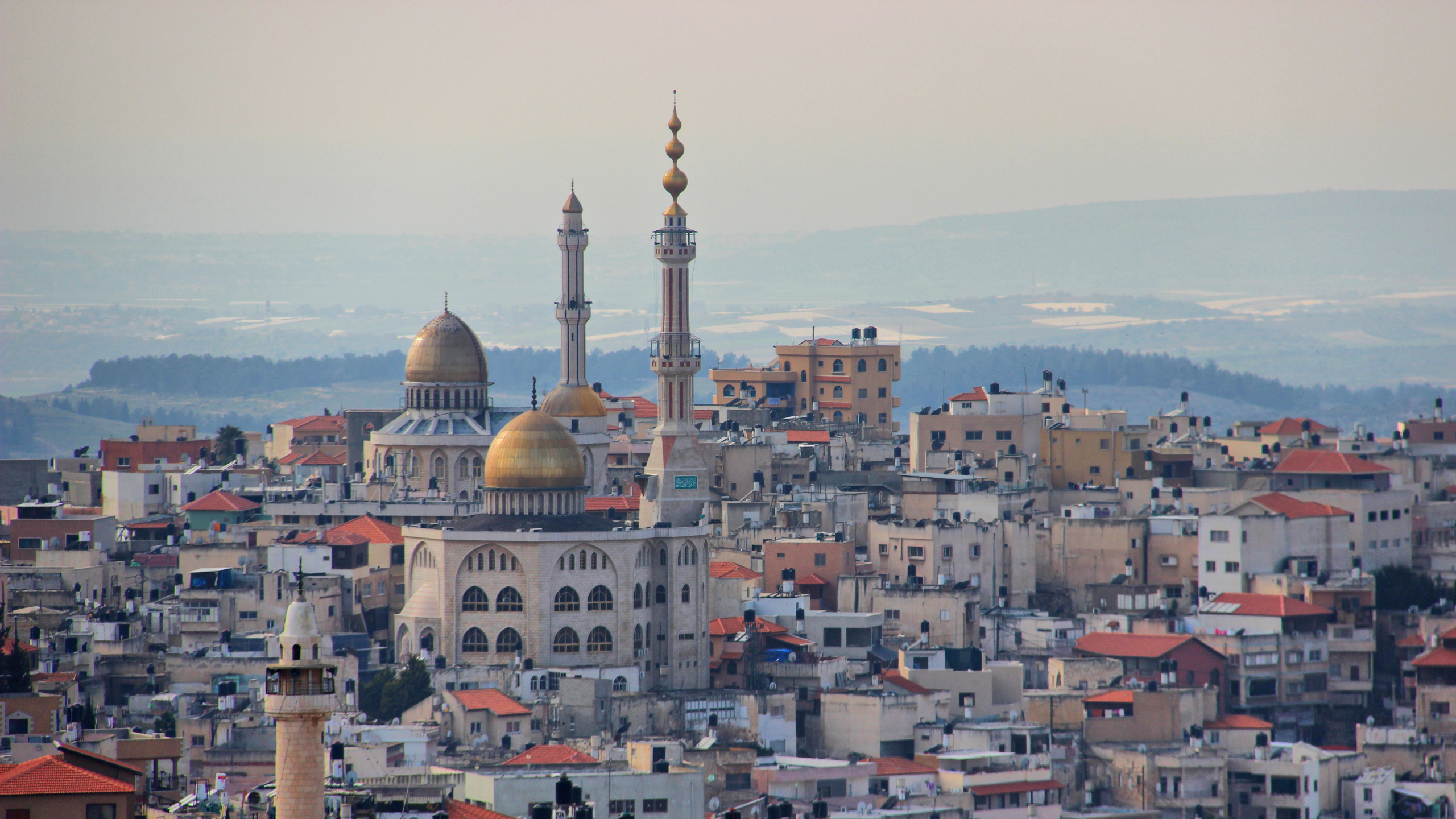 Обои Умм аль-Фахм, Арабских граждан Израиля, Бака-Джетт, городской район, город в разрешении 2560x1440