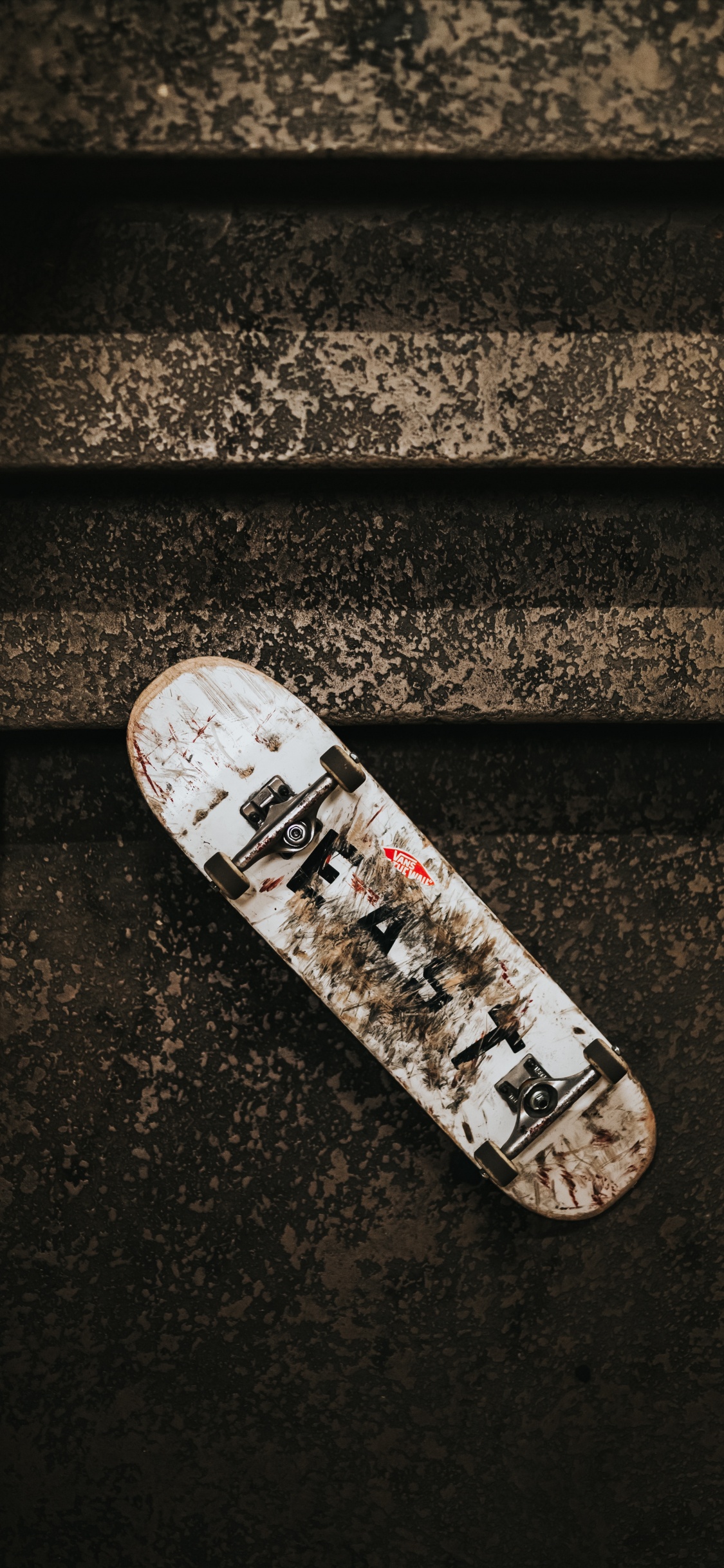 Обои скейтбординг, скейтборд, Лонгбординг, полутона и оттенки, Лонгборд в разрешении 1125x2436