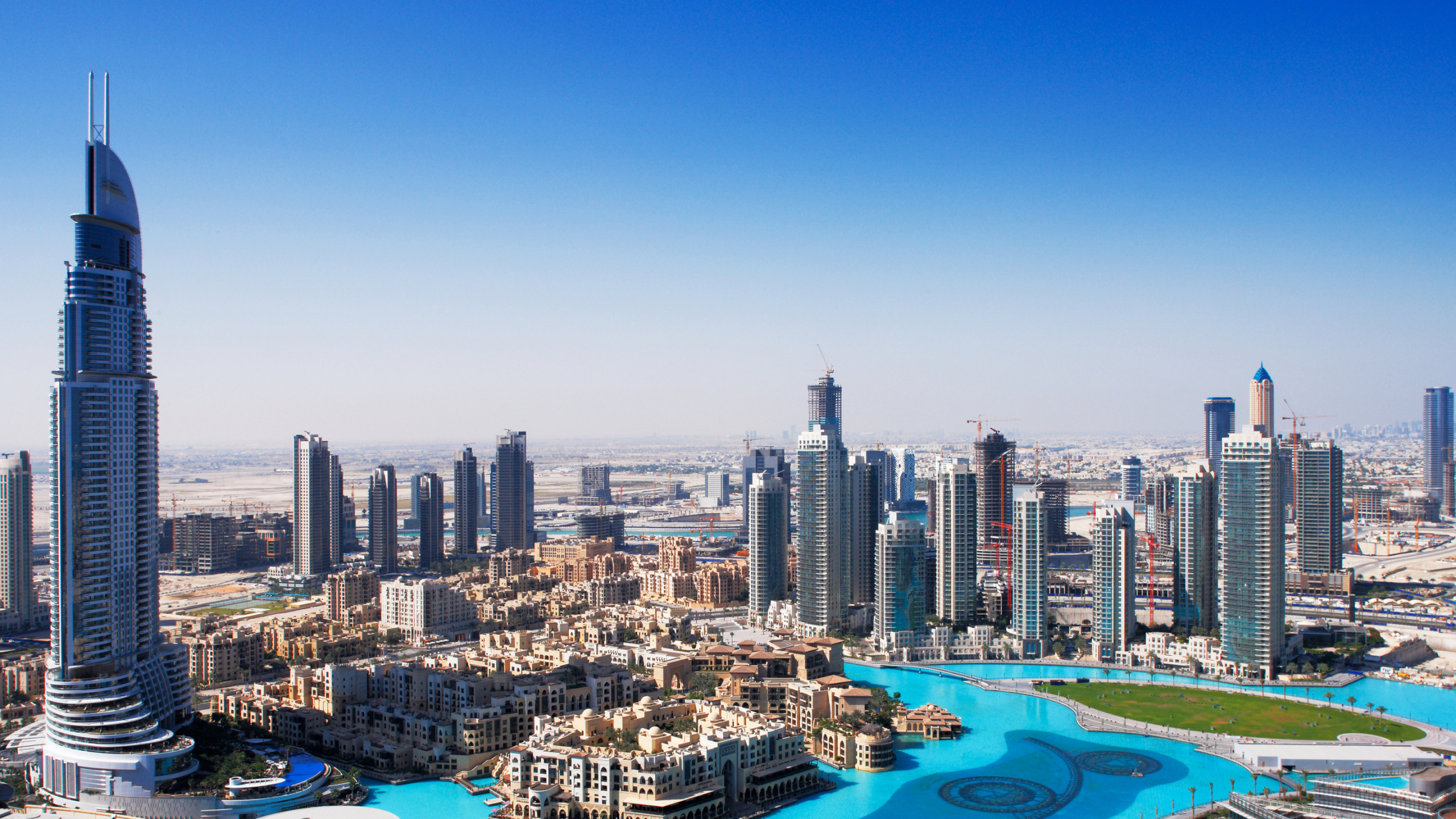 Обои городской пейзаж, город, небоскреб, городской район, метрополия в разрешении 2560x1440