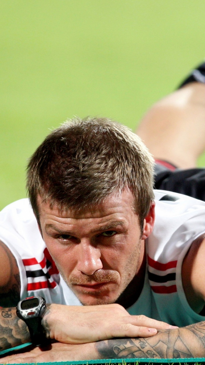 Обои Дэвид Бекхэм, занятие спортом, татуировки, татуировка в разрешении 720x1280