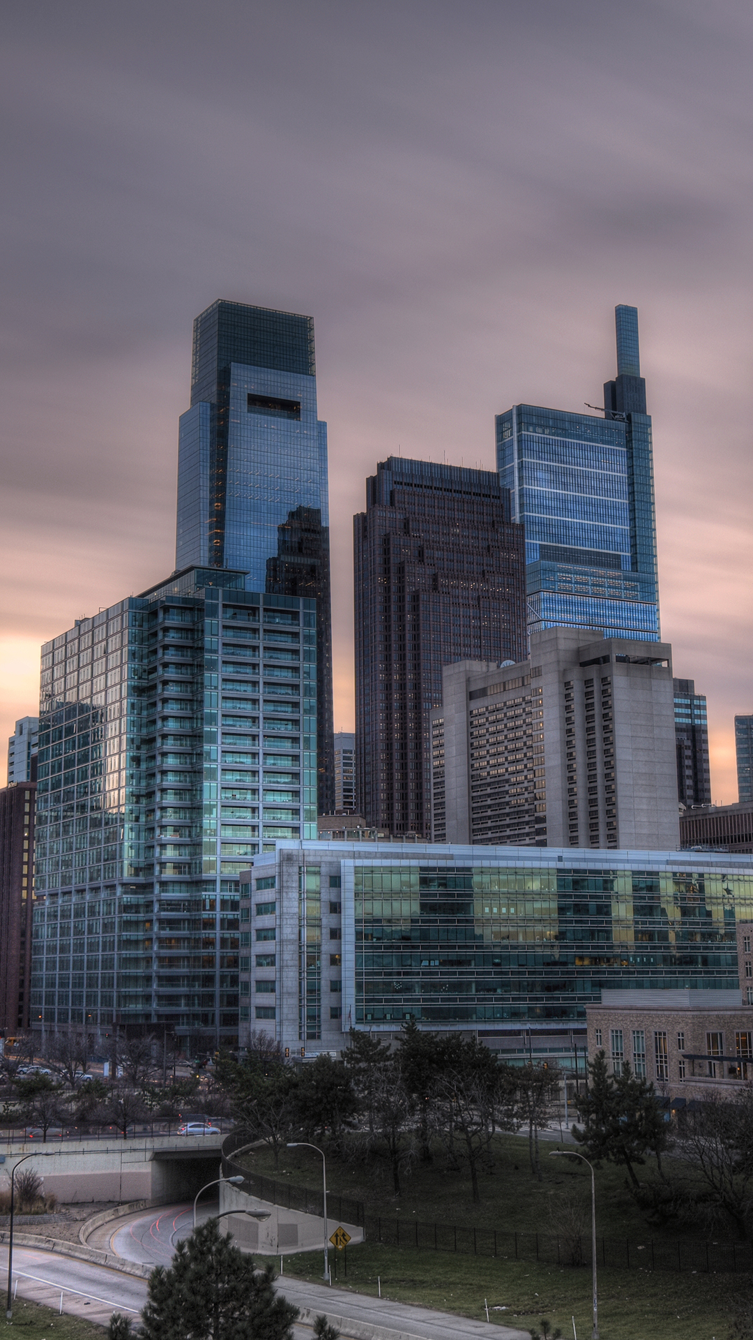 Обои небоскреб, облако, здание, башня, вышка в разрешении 1080x1920