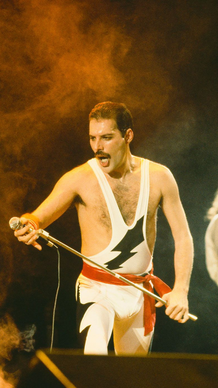 Обои Брайан Мэй, Королева, рок, Представление, развлечение в разрешении 750x1334