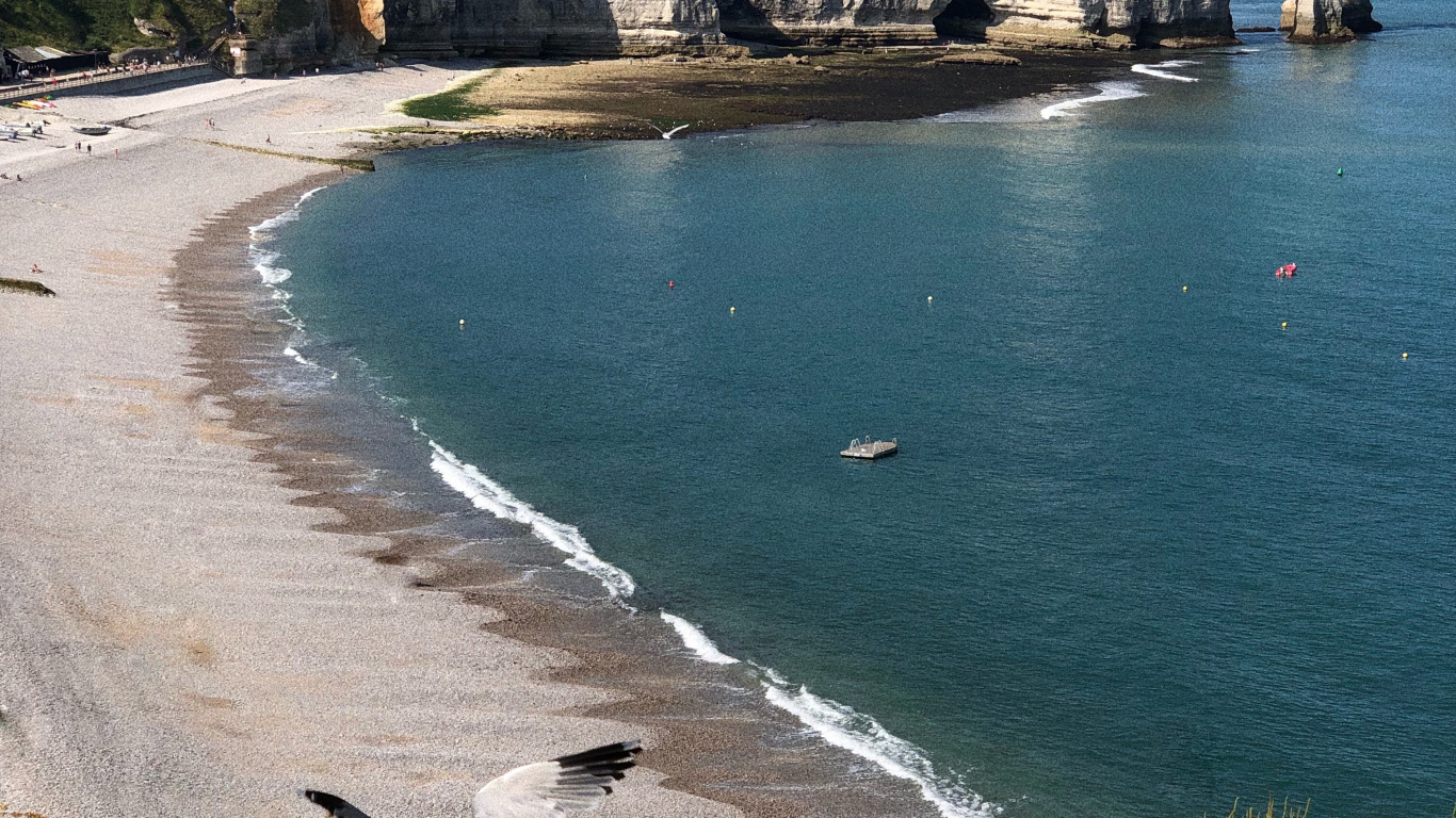 Обои Авальская скала, мыс, водоем, побережье, берег в разрешении 1366x768