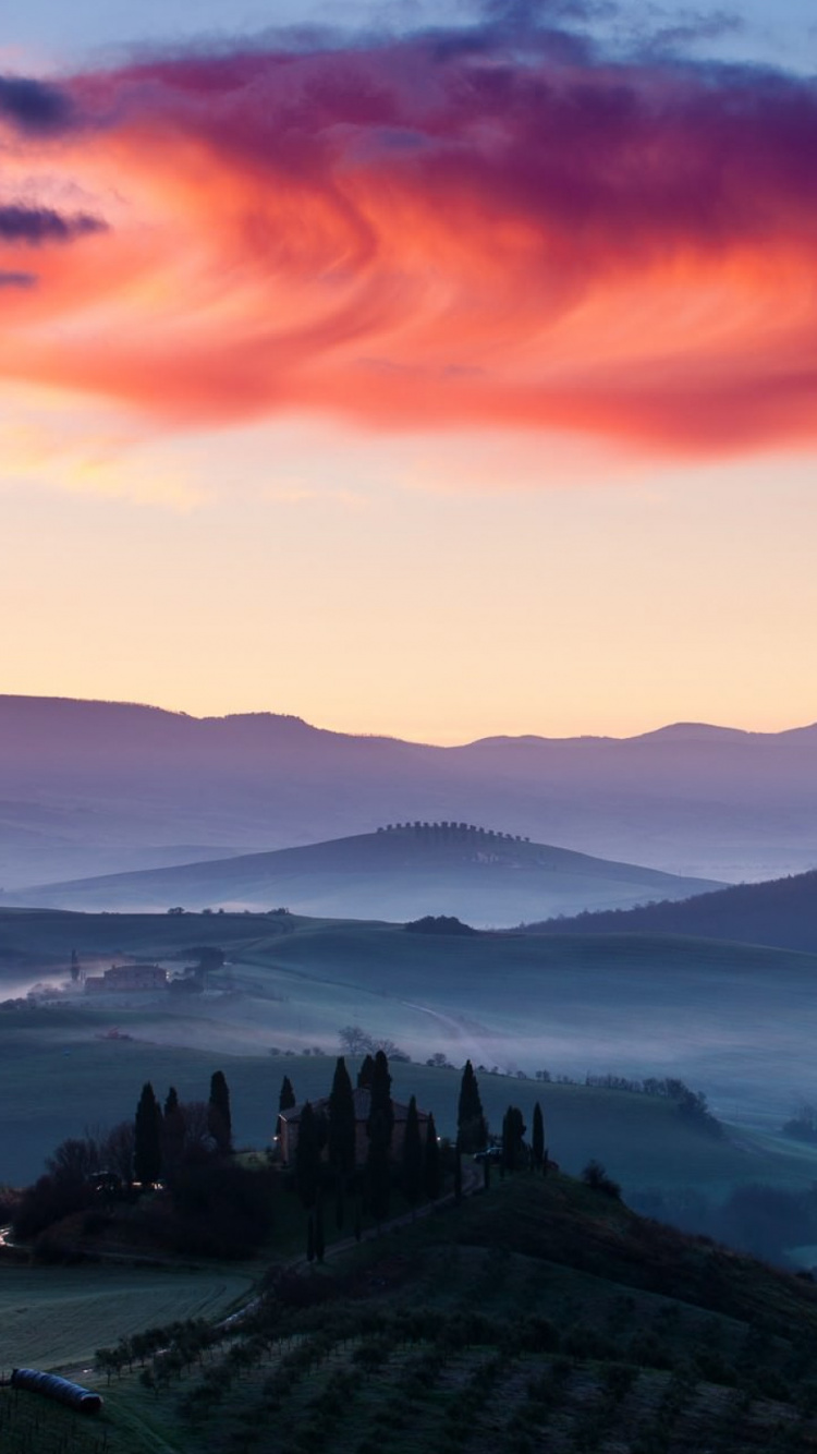 Обои облако, нагорье, утро, атмосфера, Италия в разрешении 750x1334