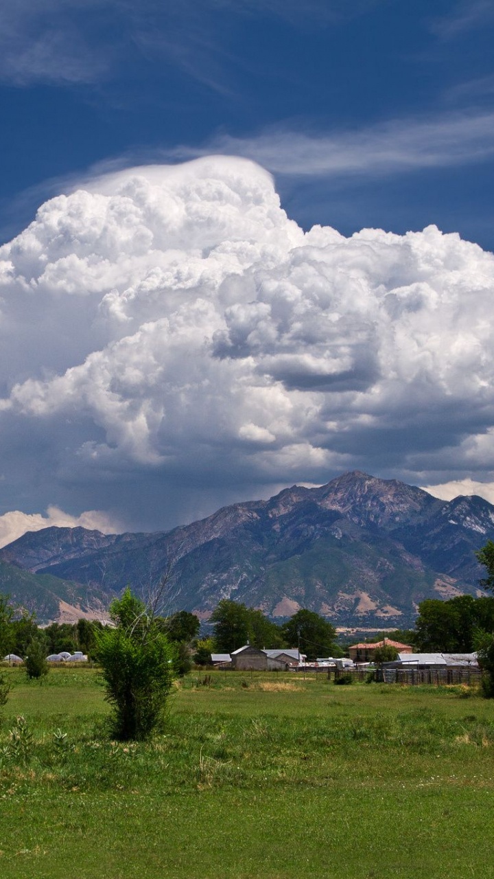 Обои облако, горный рельеф, гора, природа, кучевое облако в разрешении 720x1280
