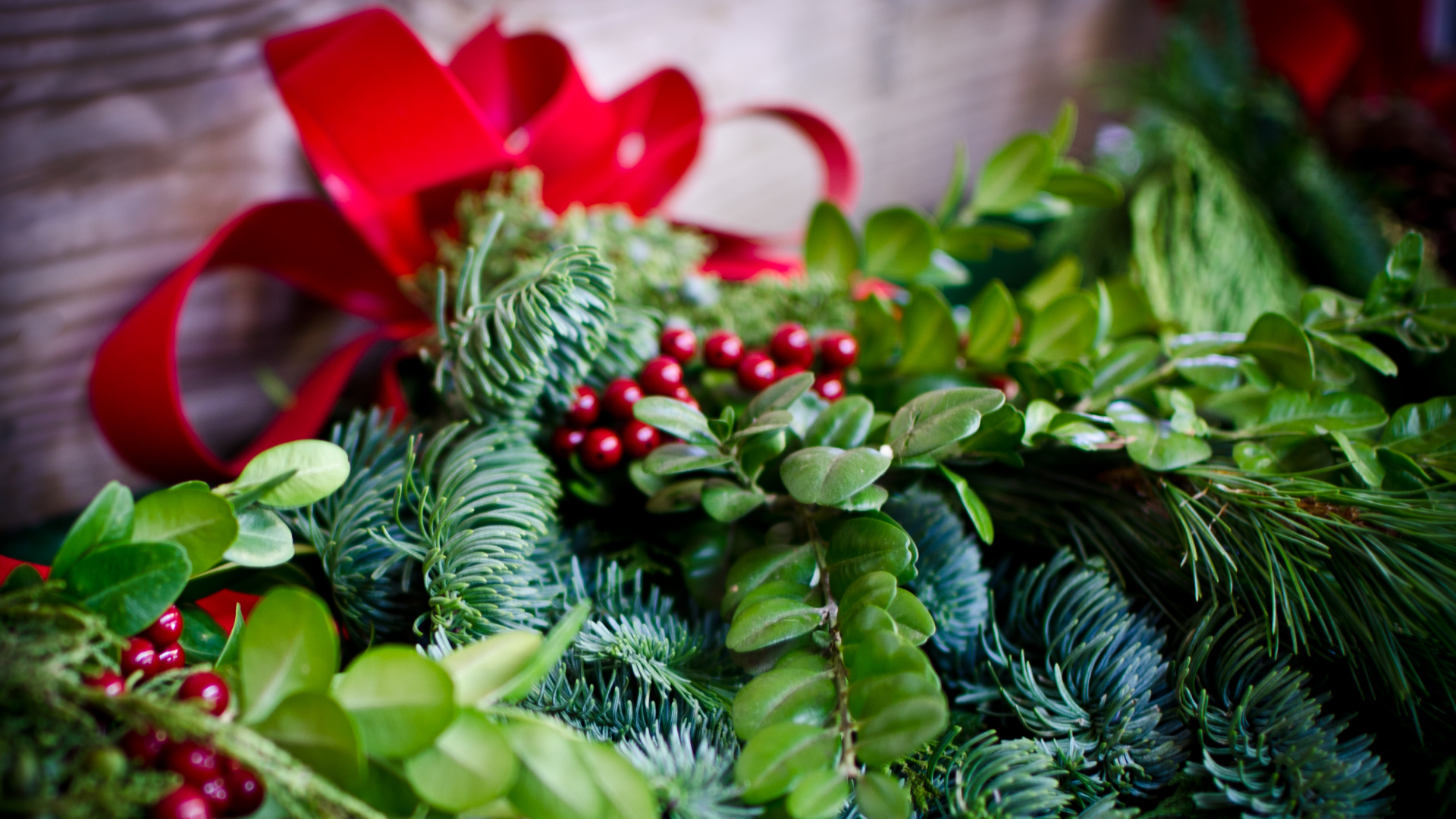 Обои Рождественские украшения, Рождественский день, рождественский орнамент, растение, лист в разрешении 1920x1080