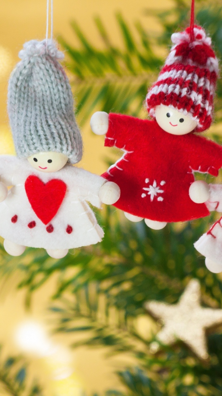 Обои Рождественский день, праздник, елка, рождественский орнамент, Рождественские украшения в разрешении 720x1280