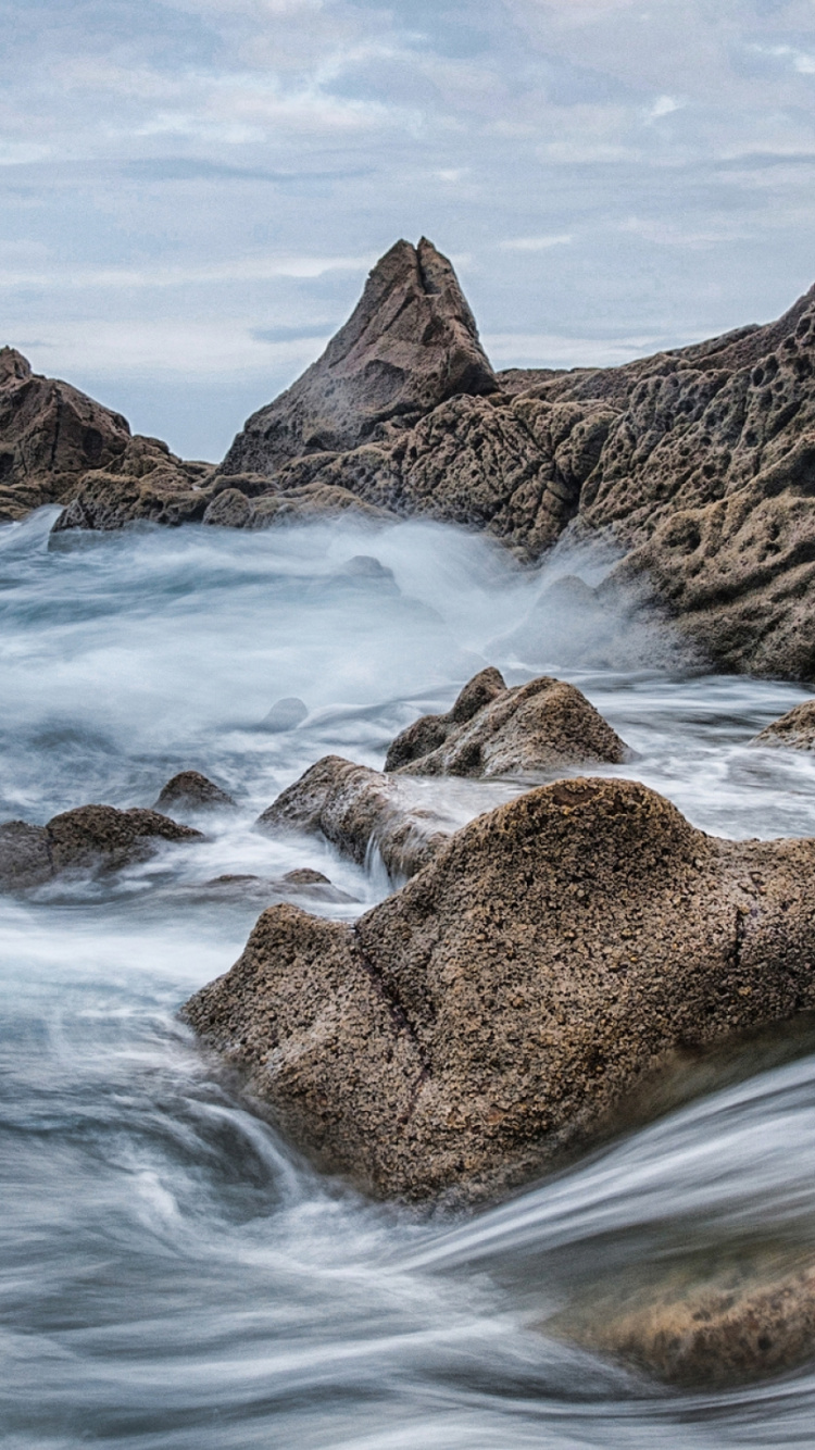 Обои море, побережье, океан, волна, берег в разрешении 750x1334