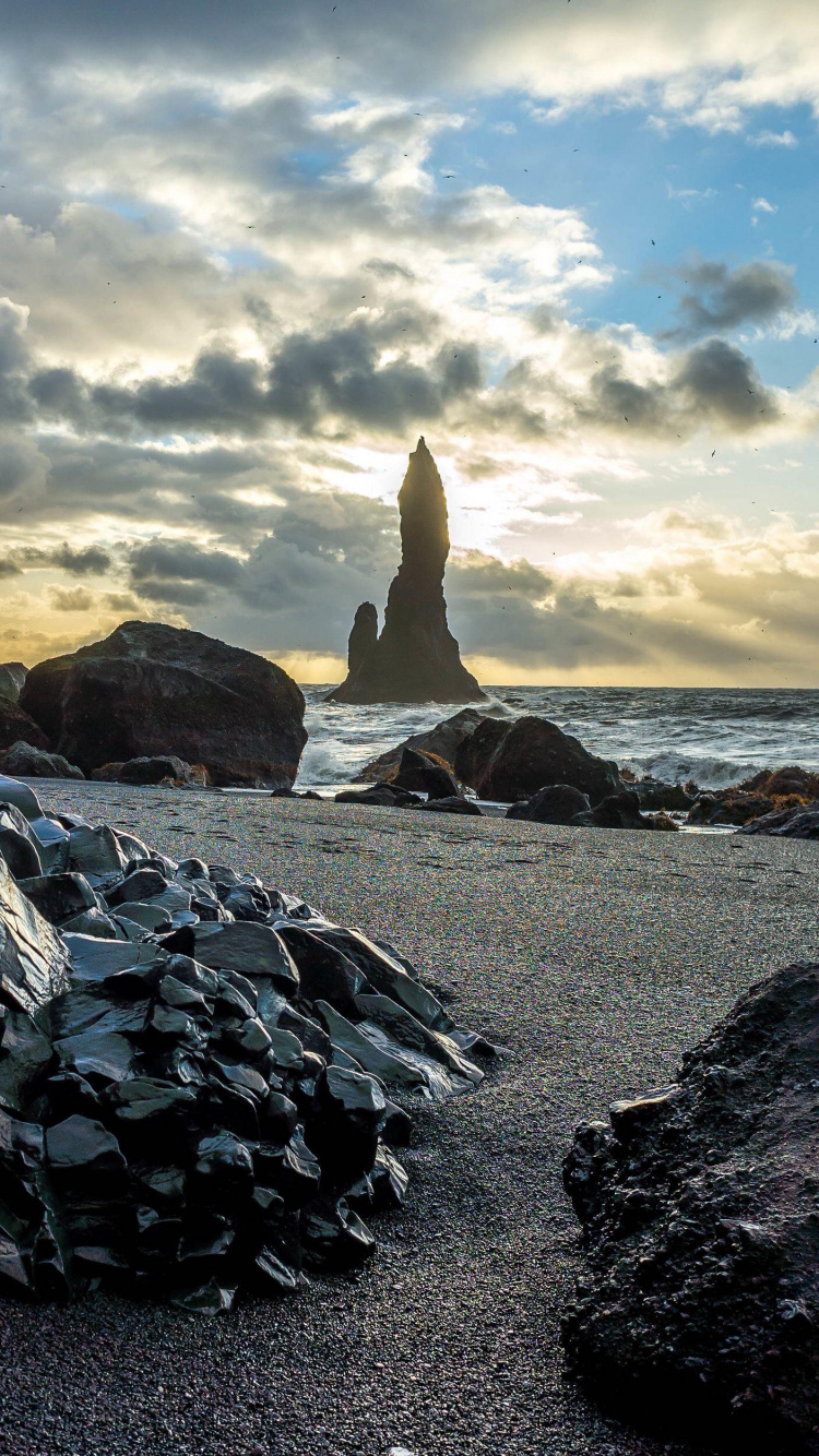 Обои море, облако, вода, природный ландшафт, солнечный свет в разрешении 750x1334