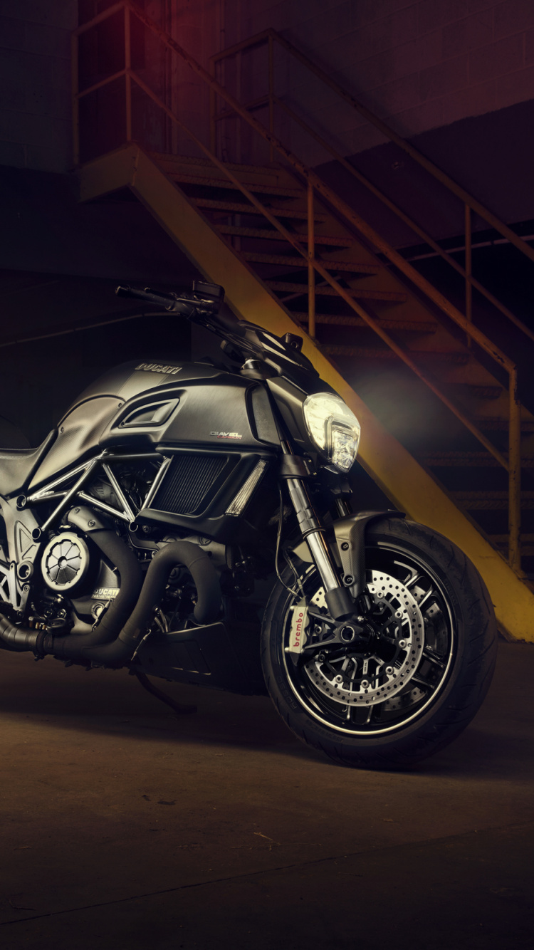 Обои ducati diavel, дукати diavel углерода, мотоцикл, ducati, автомобильные шины в разрешении 750x1334