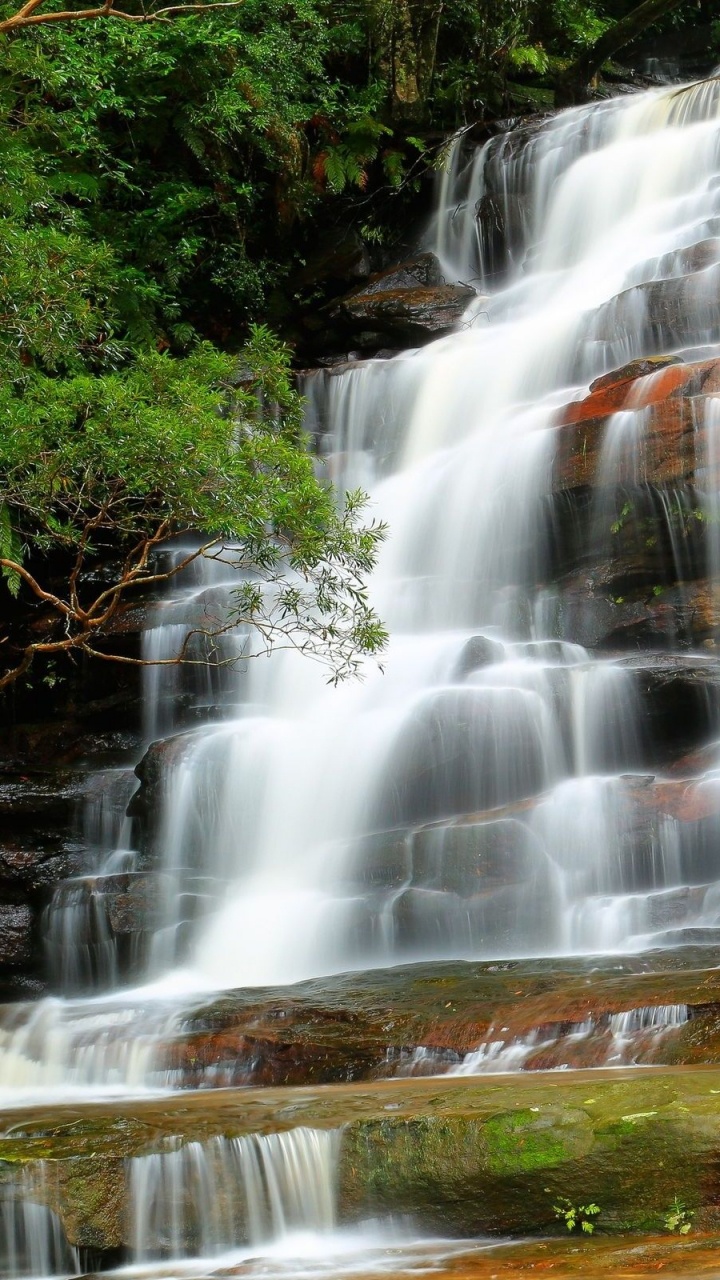 Обои водопад, водоем, природа, гидроресурсы, вода в разрешении 720x1280