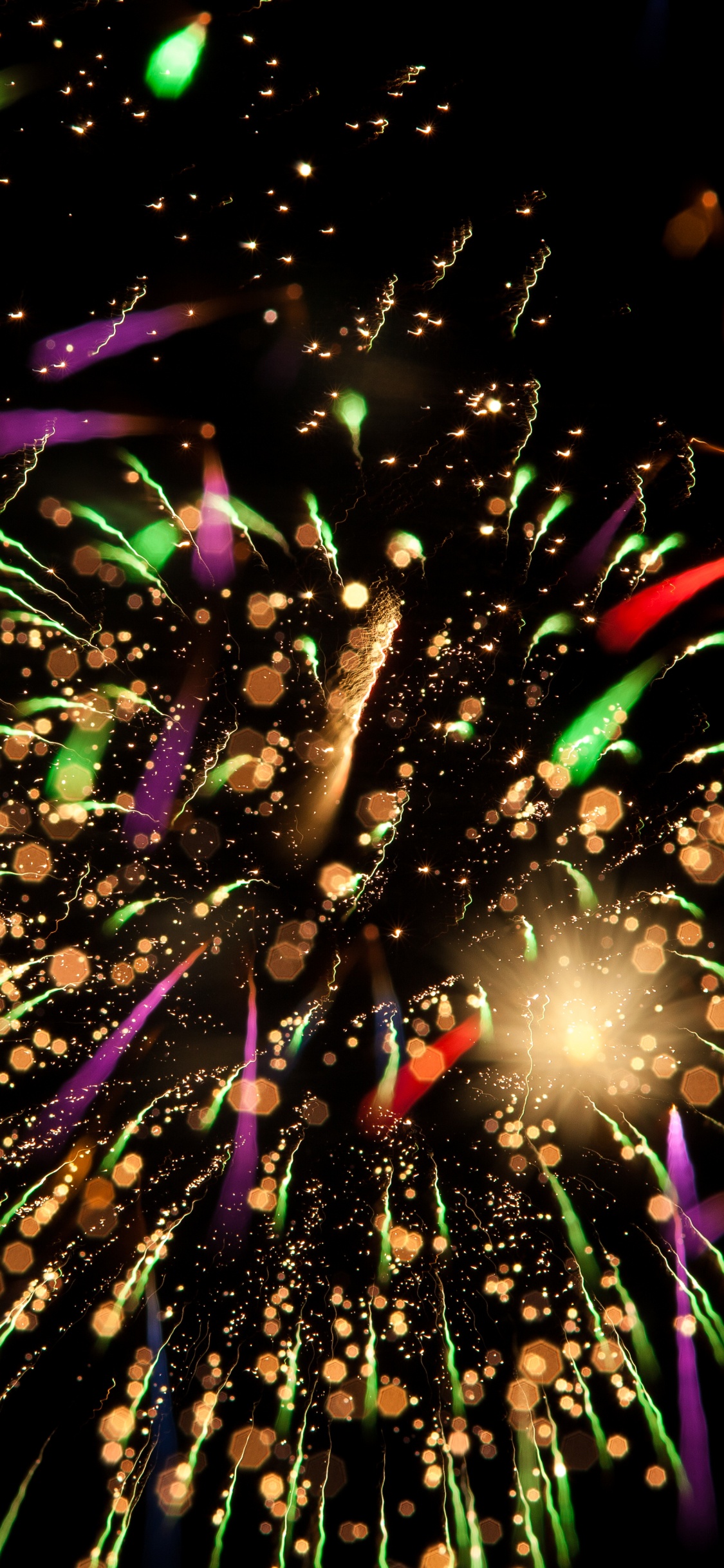 Обои салют, день нового года, событие, дивали, темнота в разрешении 1125x2436