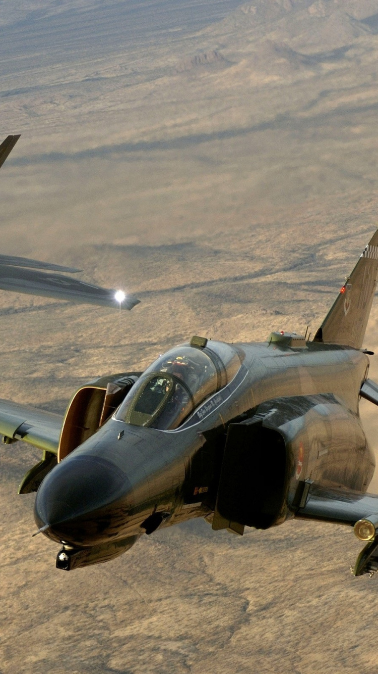 Обои McDonnell Douglas F-4 Phantom II, самолеты, военный самолет, реактивный самолет, ВВС США в разрешении 750x1334