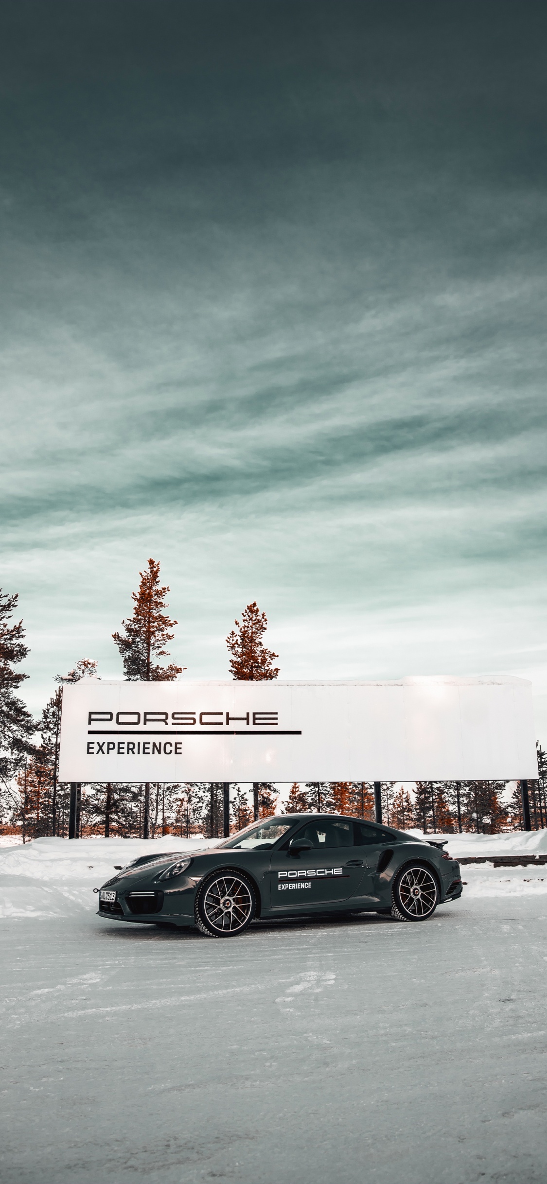 Обои Порше, легковые автомобили, спорткар, Порше 718 Кайман, Порше 911 в разрешении 1125x2436