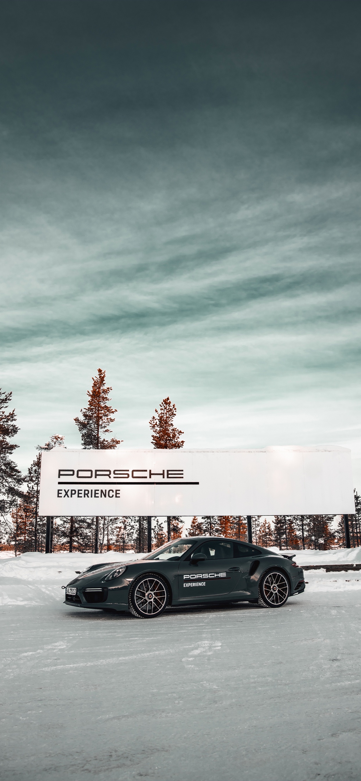 Обои Порше, легковые автомобили, спорткар, Порше 718 Кайман, Порше 911 в разрешении 1242x2688