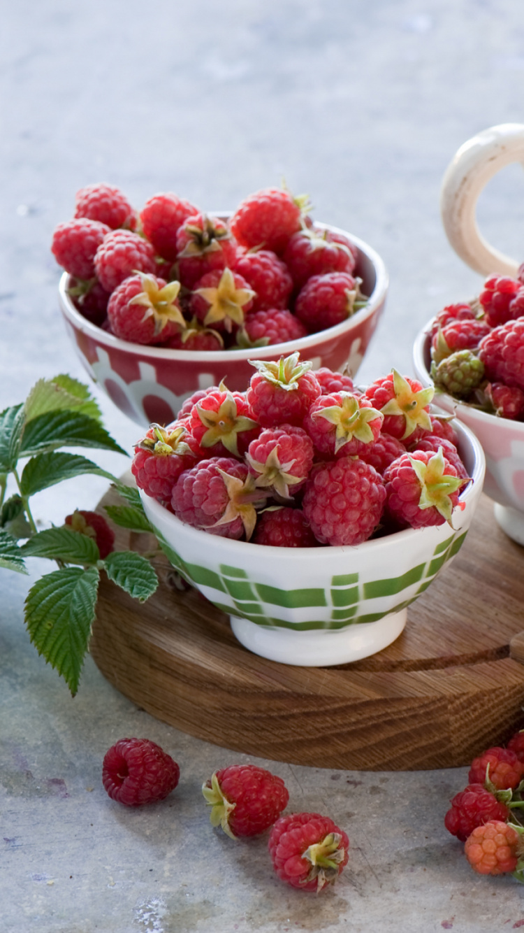 Обои варенье, фруктовые консервы, ягоды, клубника, пища в разрешении 750x1334