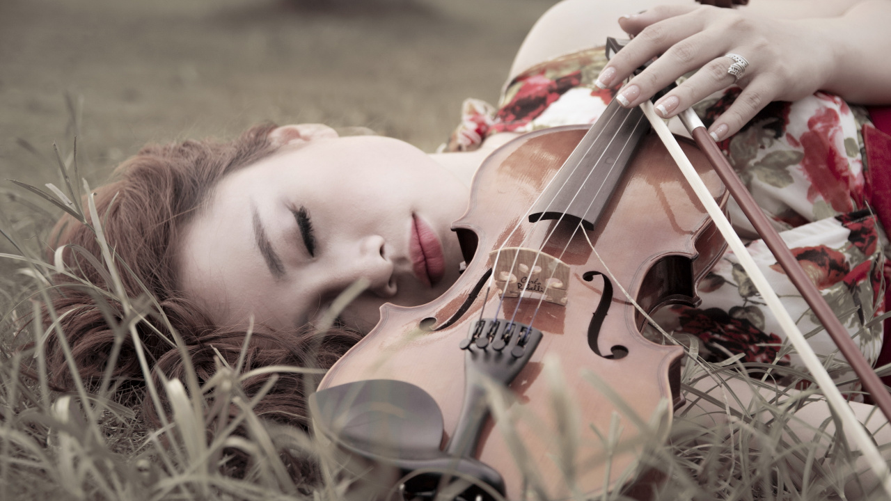 Обои скрипка, струнный инструмент, Смычковые музыкальные инструменты, гитара, скрипка семья в разрешении 1280x720