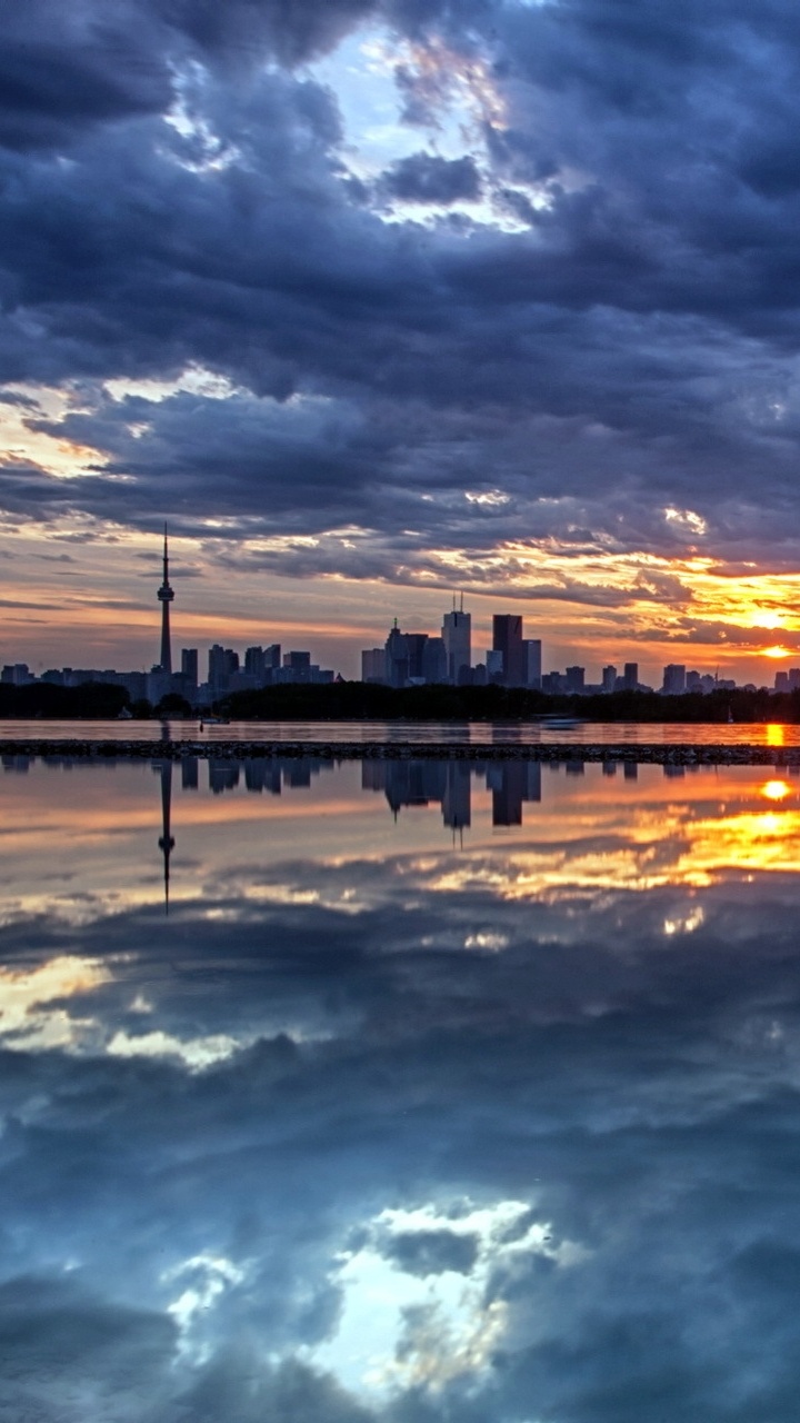 Обои отражение, вода, облако, горизонт, закат в разрешении 720x1280