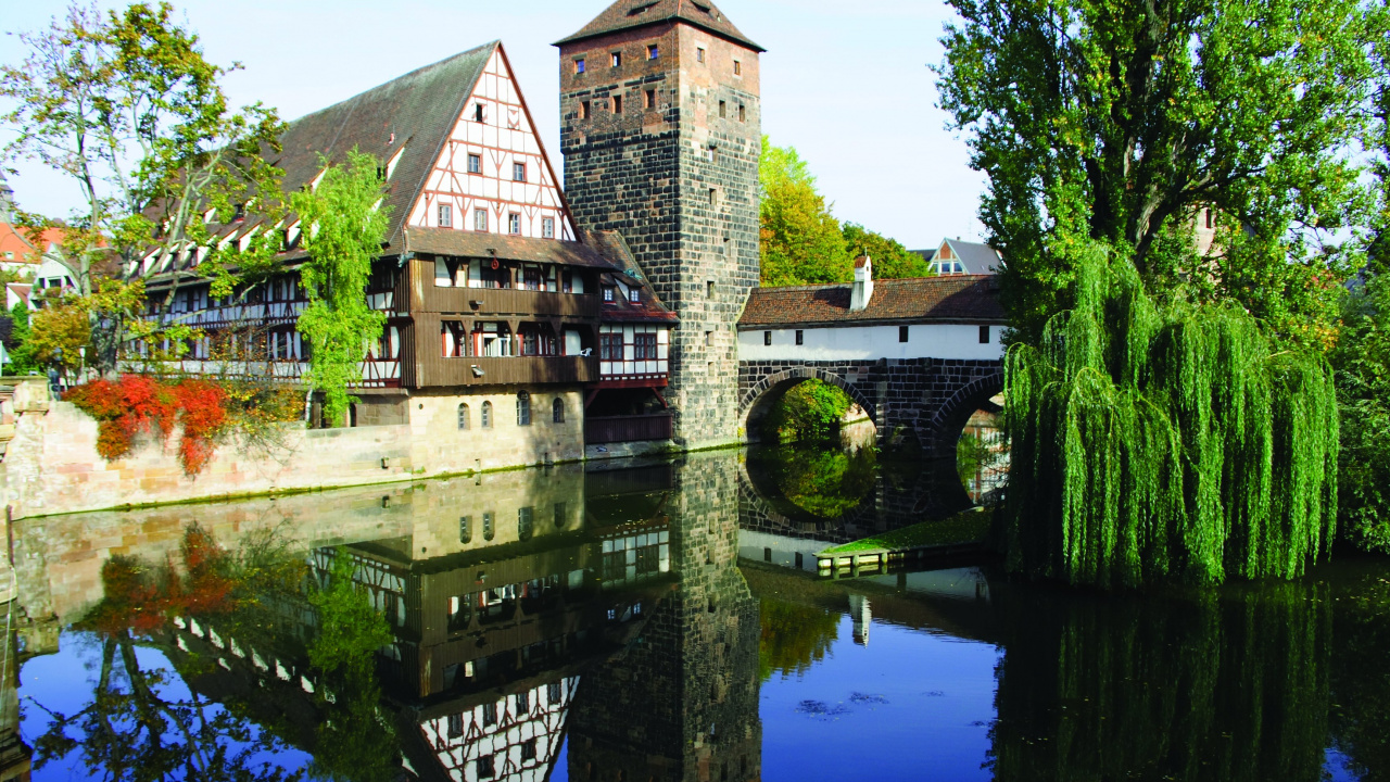 Обои мост henkersteg, Нюрнберг, корабль, круизное судно, отражение в разрешении 1280x720