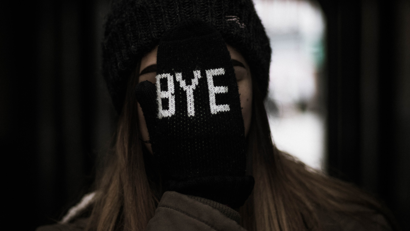 Обои круглая шапочка, черный, шапка, головной убор, вязаная шапочка в разрешении 1366x768