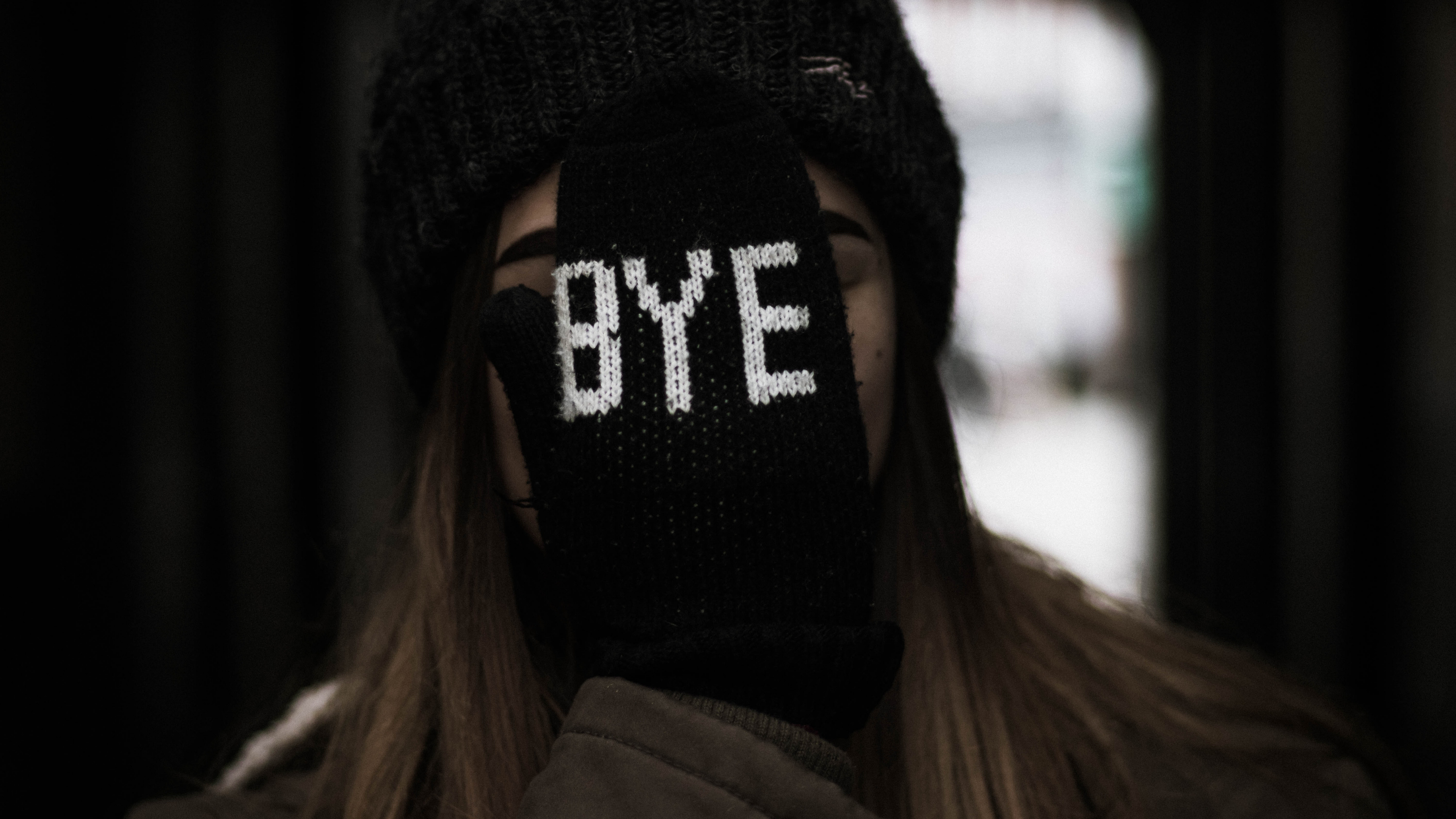 Обои круглая шапочка, черный, шапка, головной убор, вязаная шапочка в разрешении 3840x2160