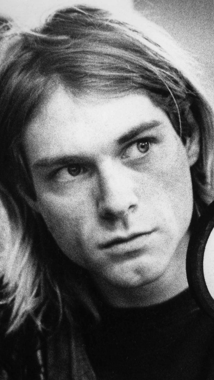 Обои гранж, нирвана, портрет, звуковое оборудование, гитара в разрешении 720x1280