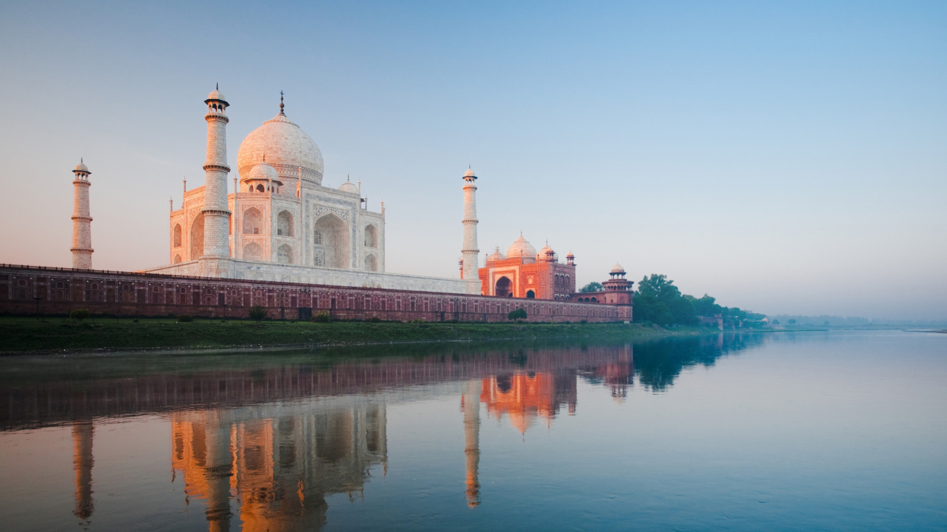 Обои Тадж-Махал, отражение, ориентир, утро, спокойный в разрешении 1366x768