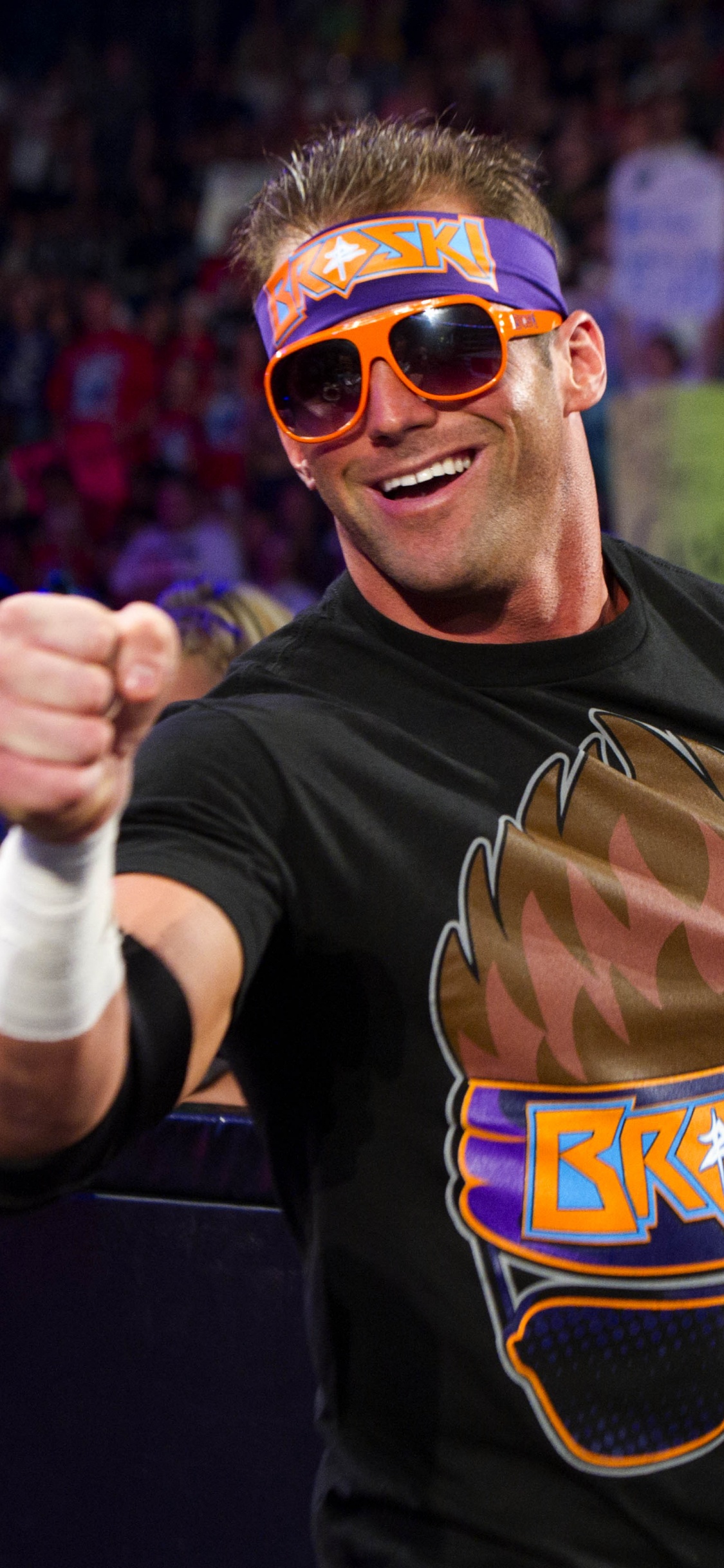 Обои Зак Райдер, профессиональная борьба, вентилятор, борец, палец в разрешении 1125x2436