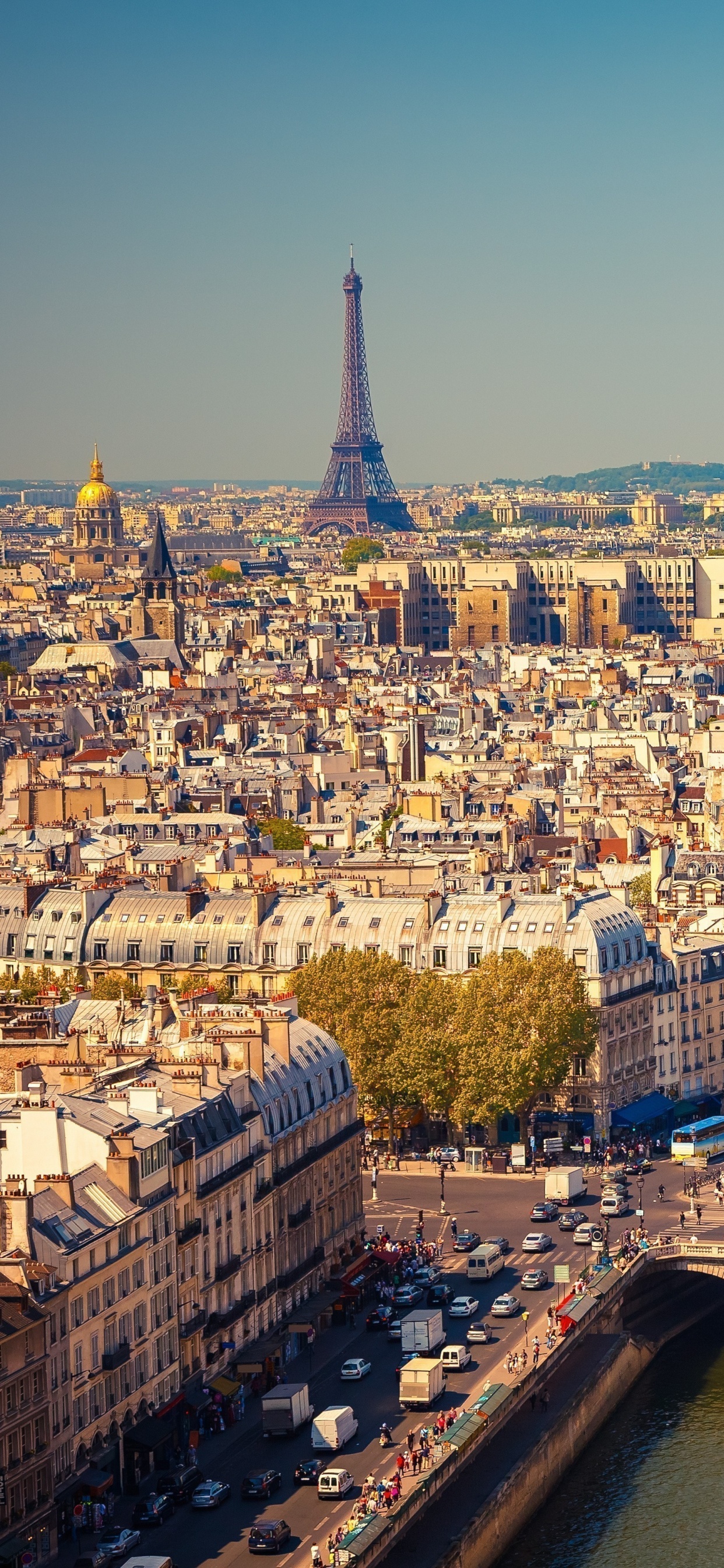 Обои Париж, туризм, город, городской пейзаж, городской район в разрешении 1242x2688