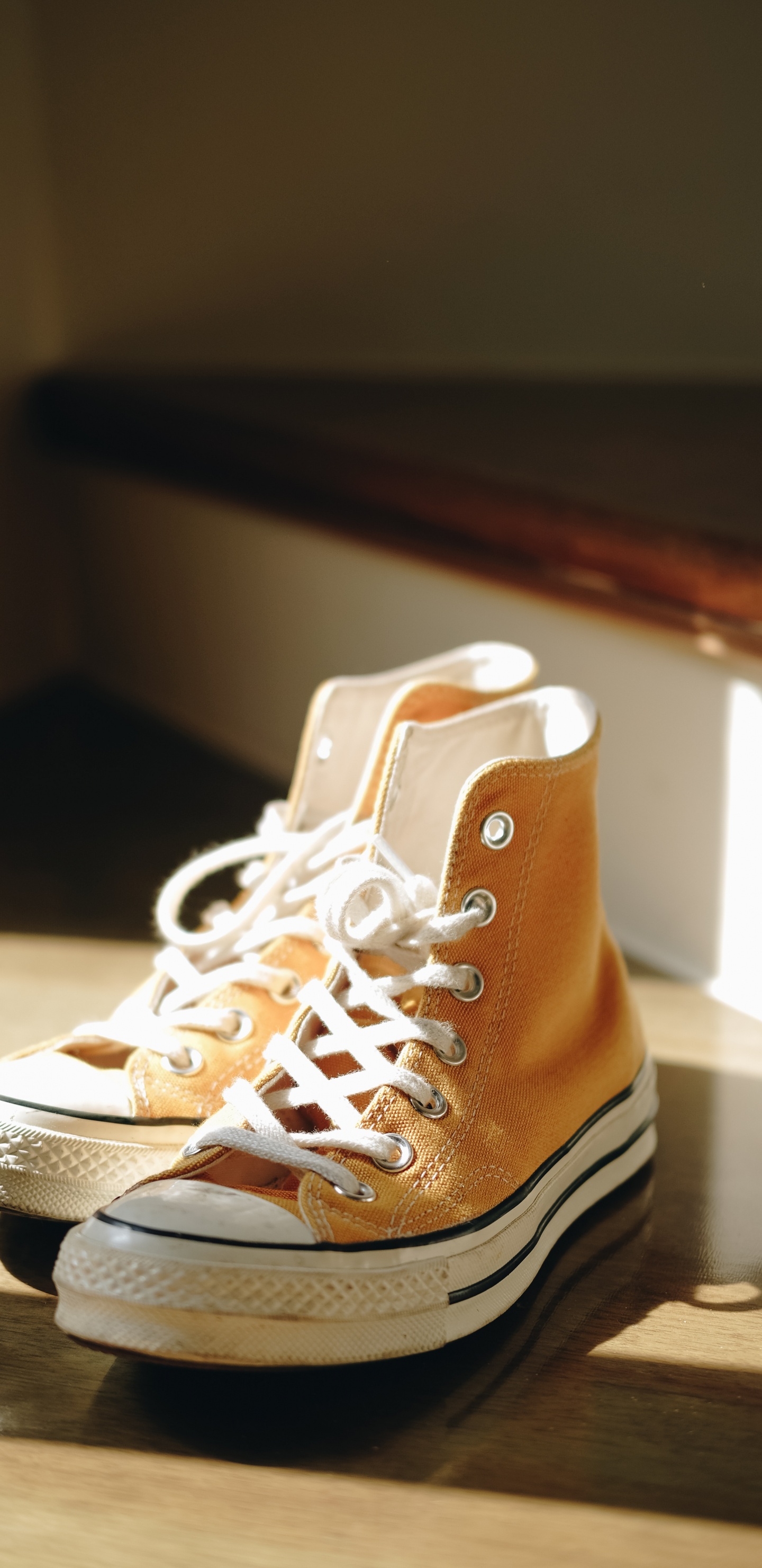 Обои Обувь плимсолл, Скейт обувь, обратное, загар, спортивная обувь в разрешении 1440x2960