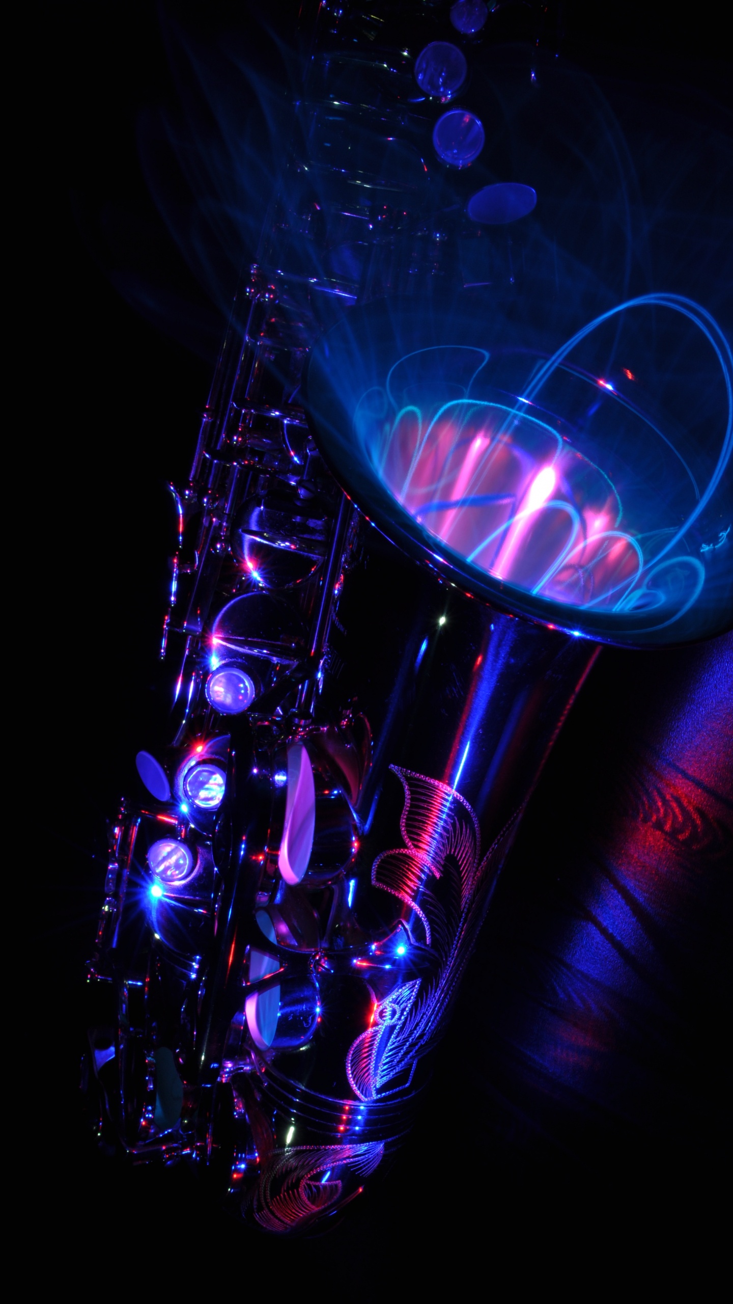 Обои саксофон, джаз, синий, пурпур, свет в разрешении 1440x2560