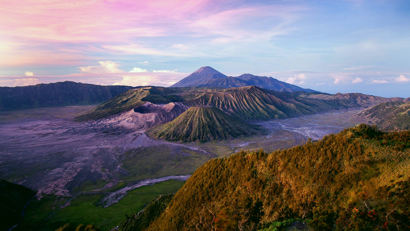 Обои Гора Бромо, Иджен, вулкан, гора, нагорье в разрешении 1366x768