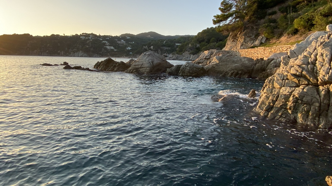 Обои море, побережье, рок, Банк, местность в разрешении 1366x768